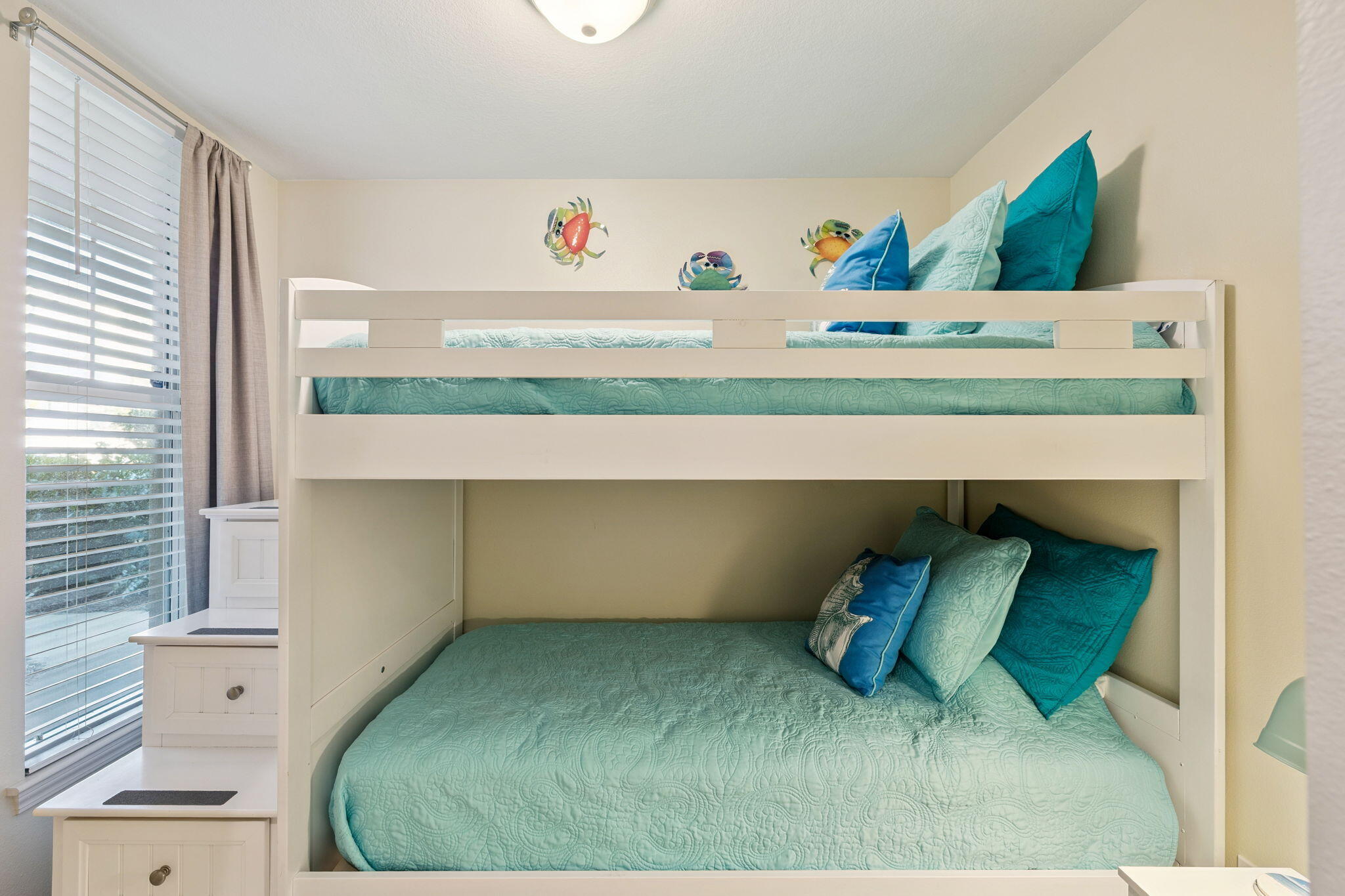 4045 W County Highway 30A UNIT 108