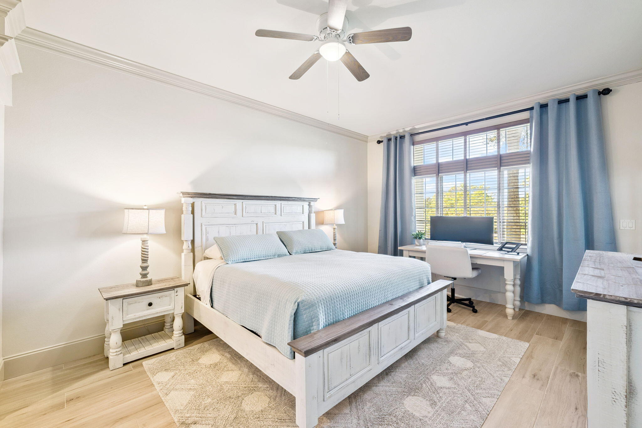 5290 Tivoli Drive 5290