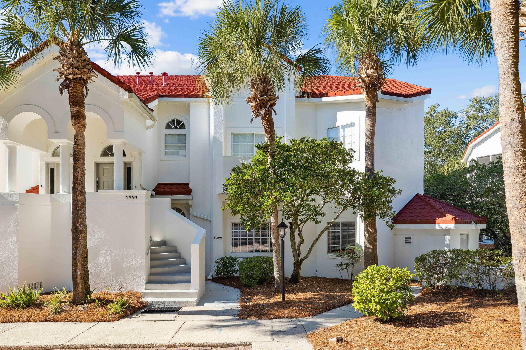 5290 Tivoli Drive 5290