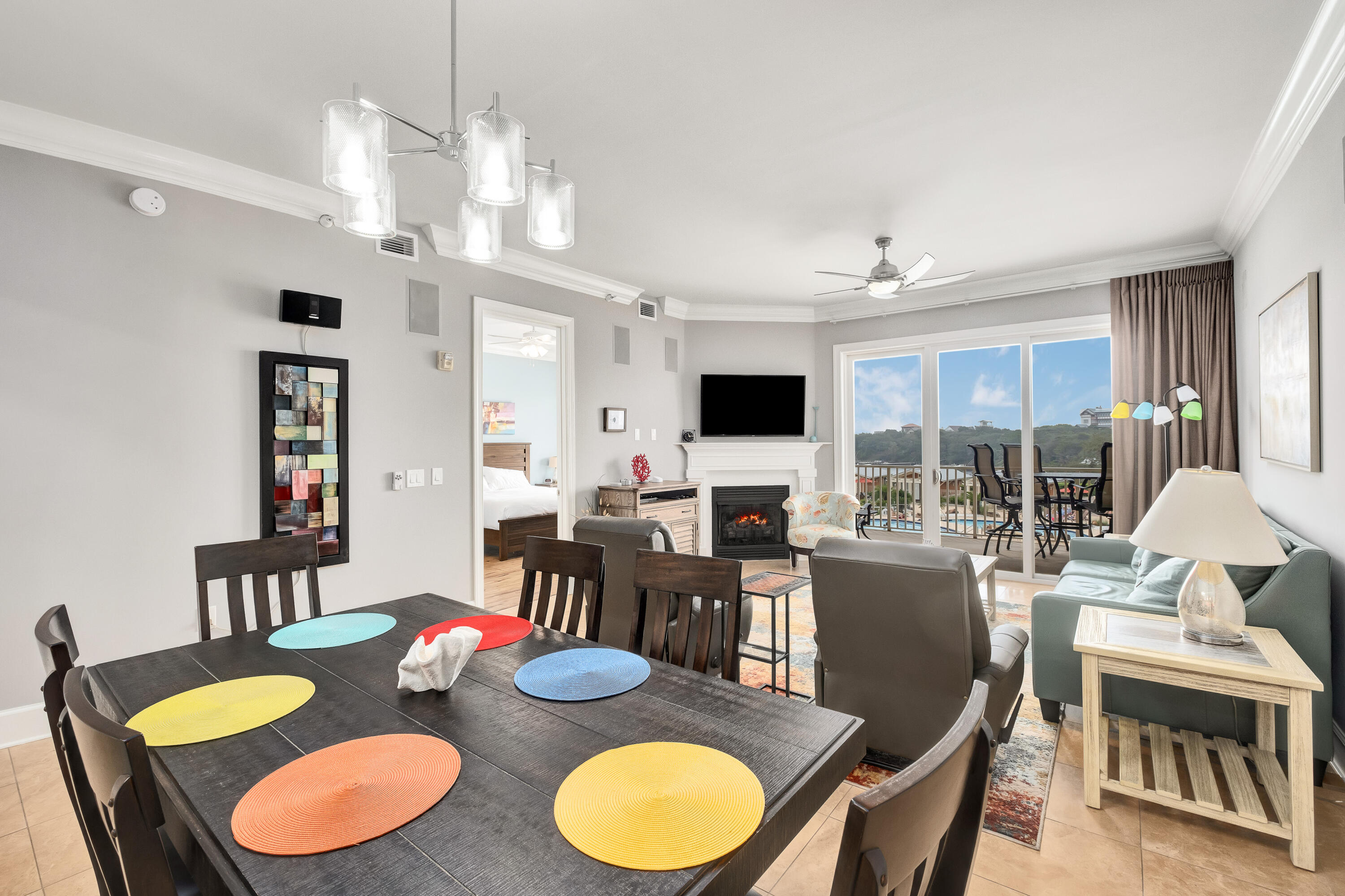 1653 W County Highway 30A UNIT 2114