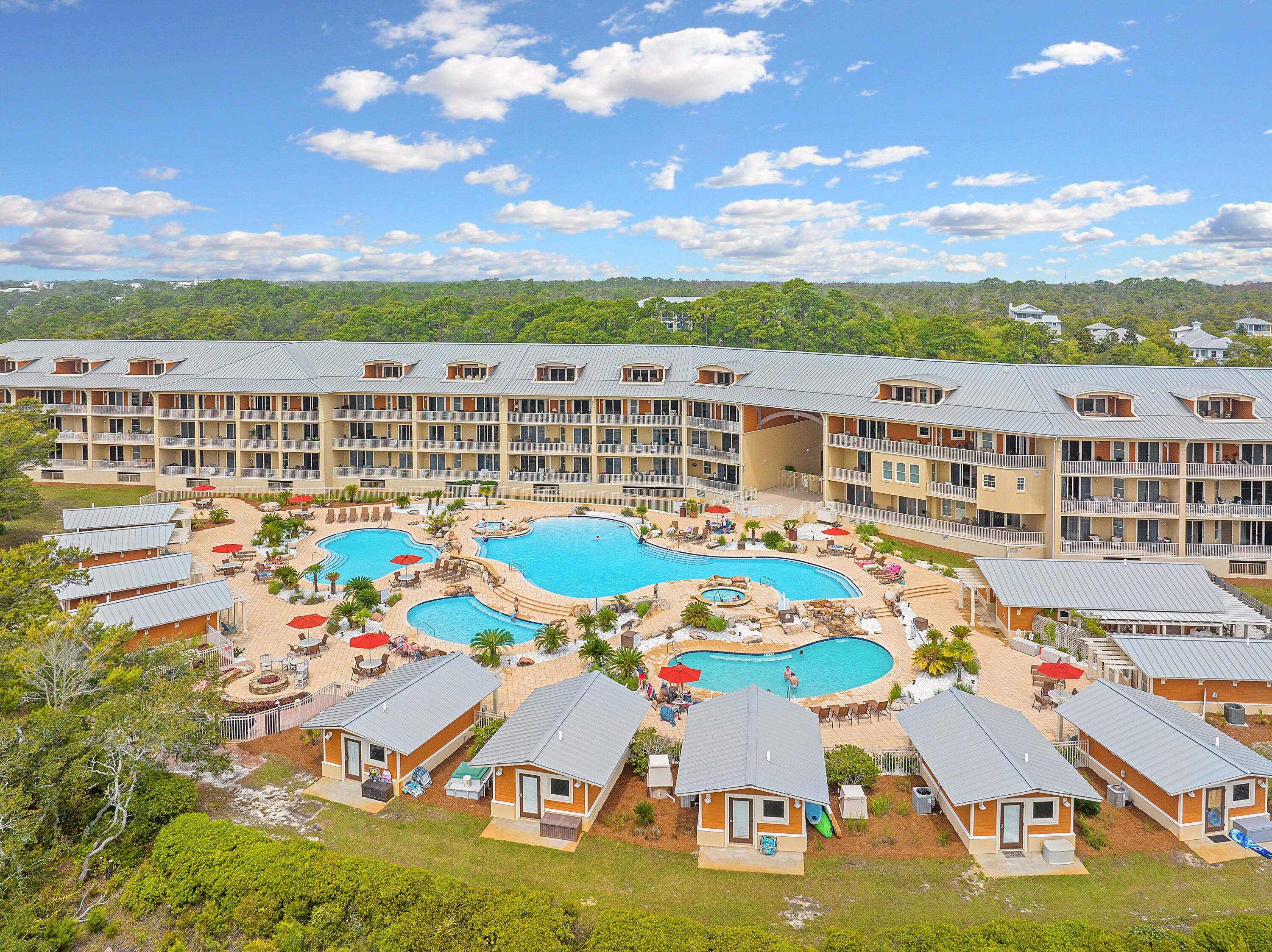 1653 W County Highway 30A UNIT 2114