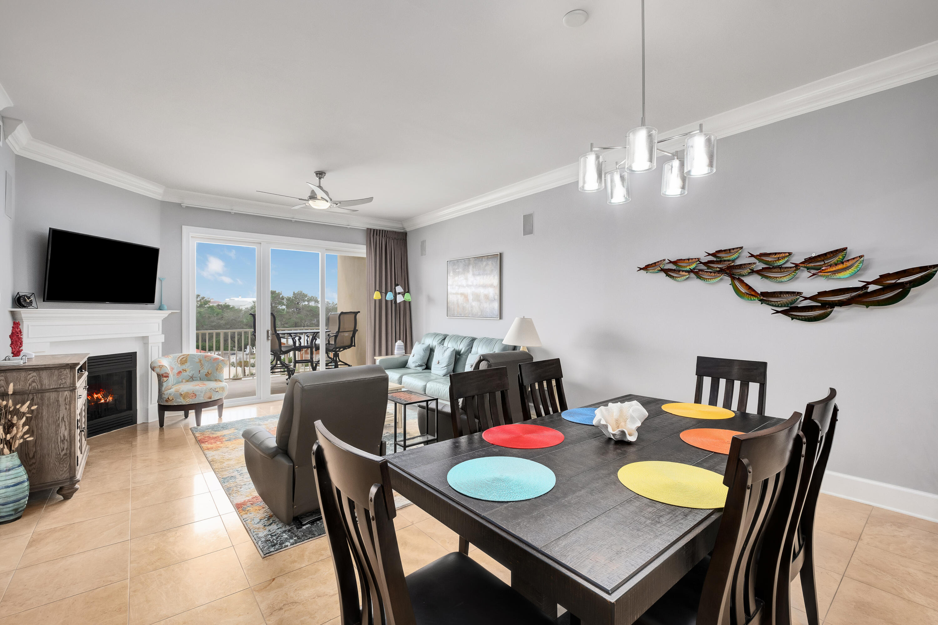 1653 W County Highway 30A UNIT 2114