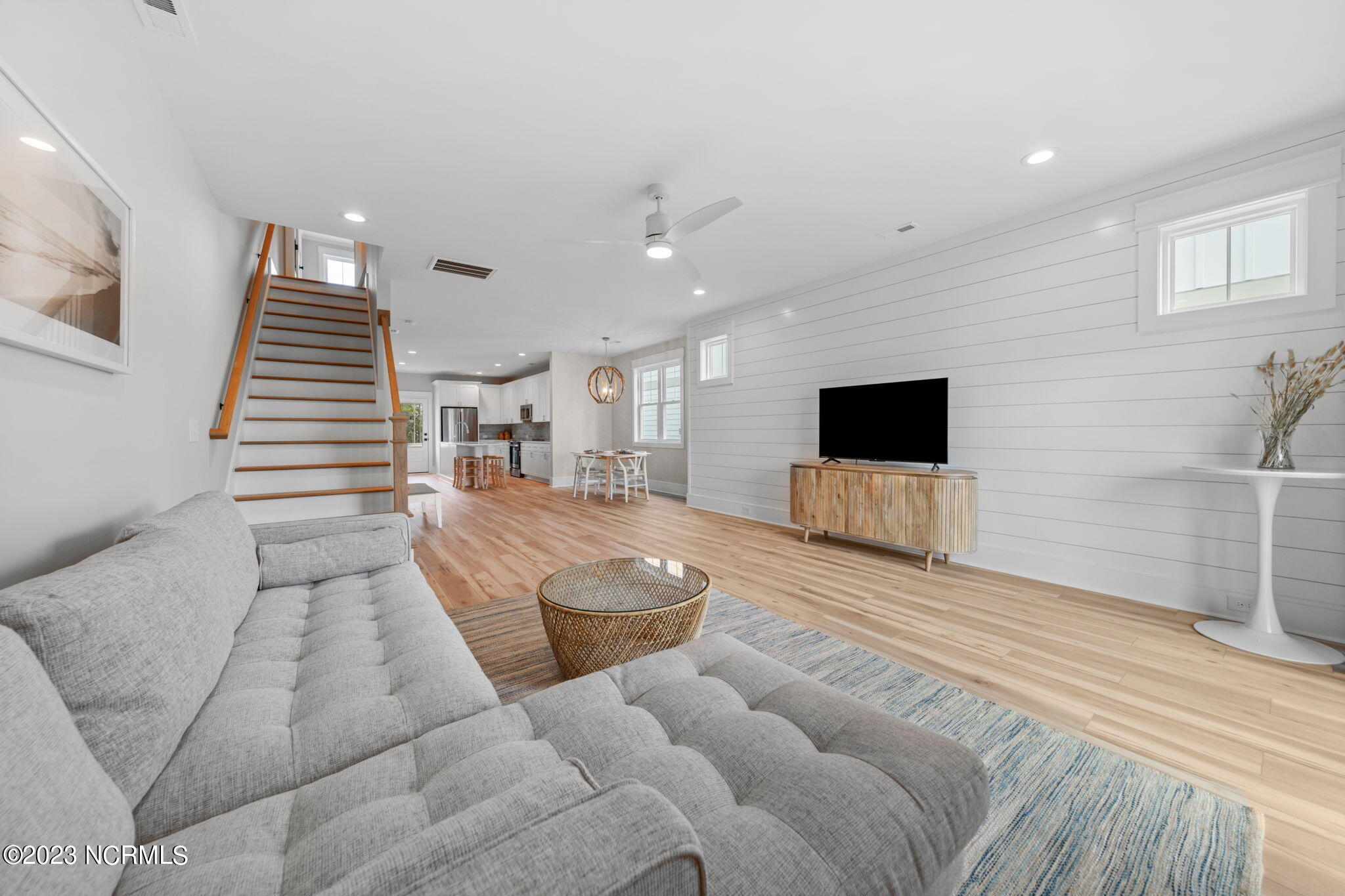 904 Second Street S 1