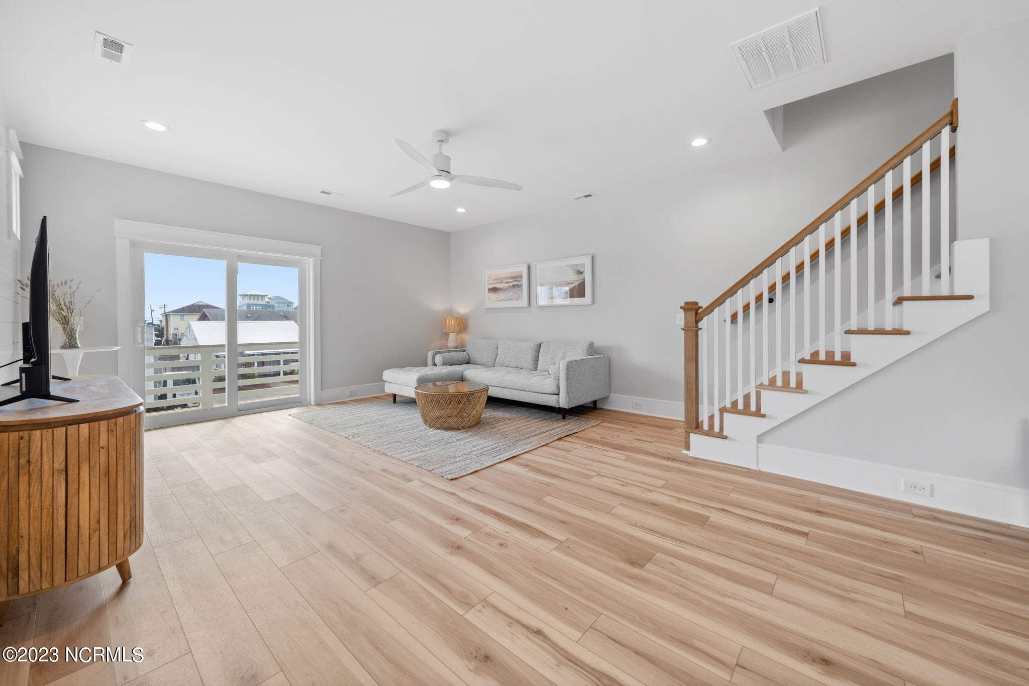 904 Second Street S 1