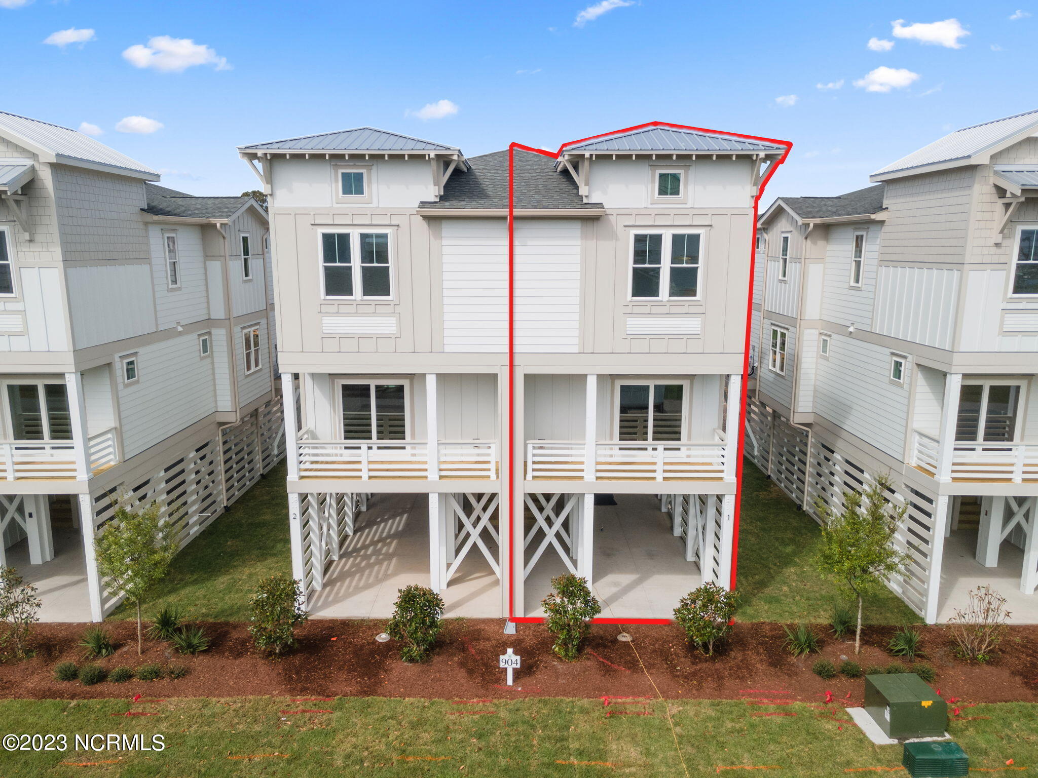 904 Second Street S 1