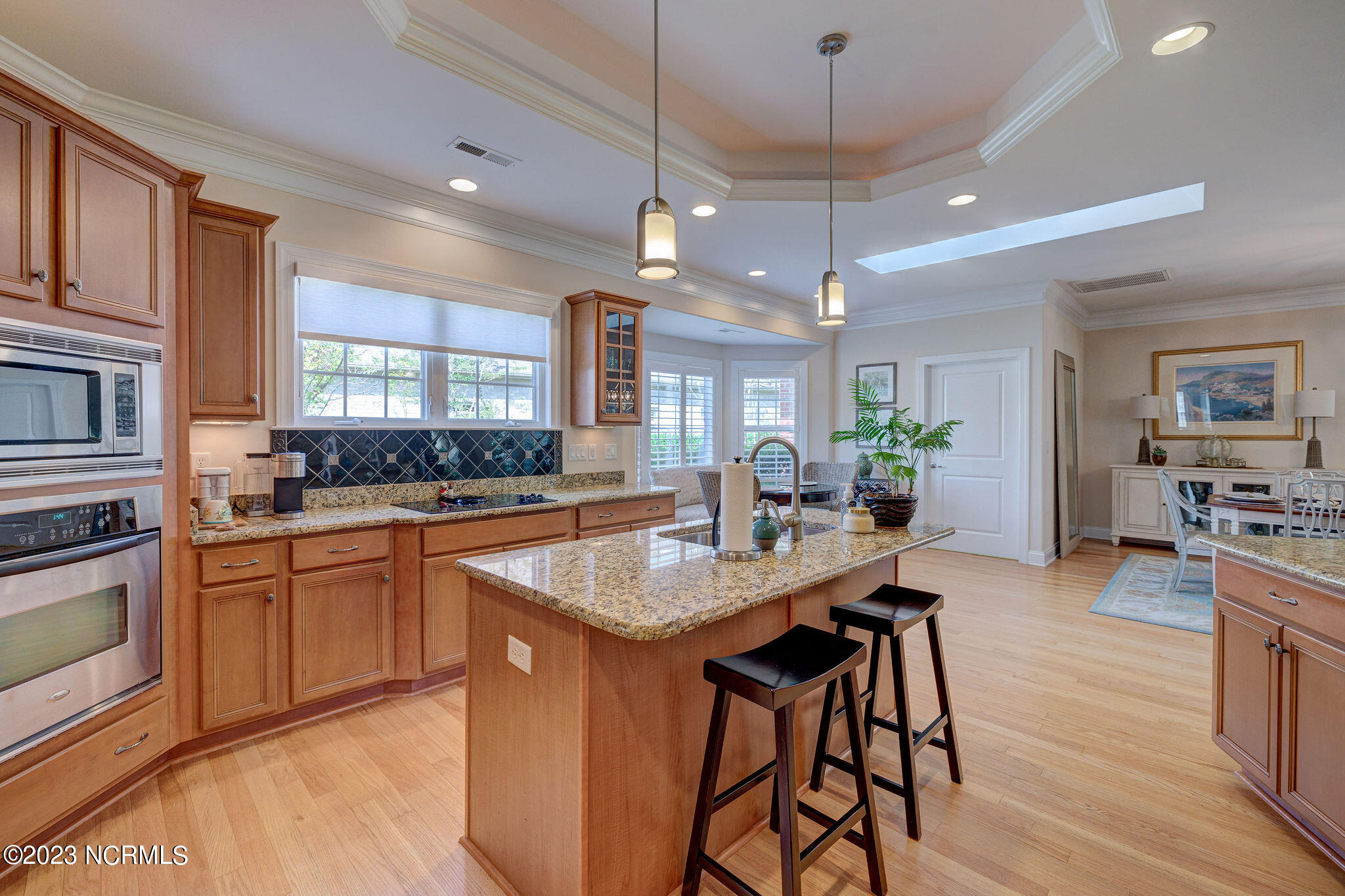 1027 Leesburg Drive