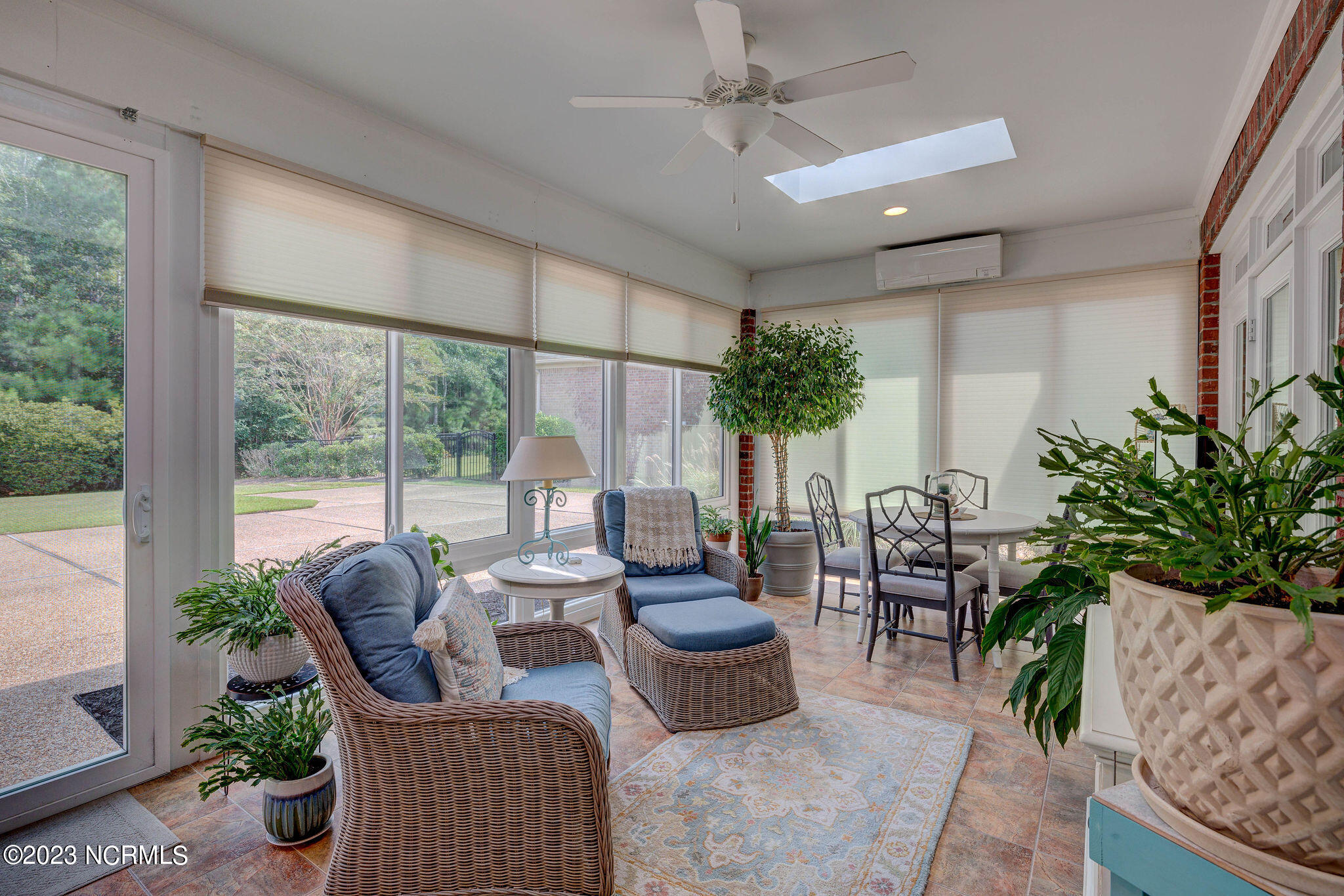 1027 Leesburg Drive