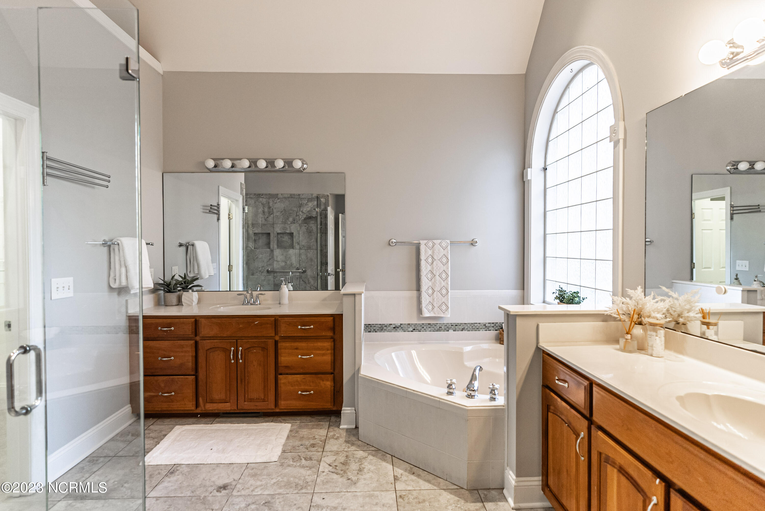 5032 Crown Point Lane