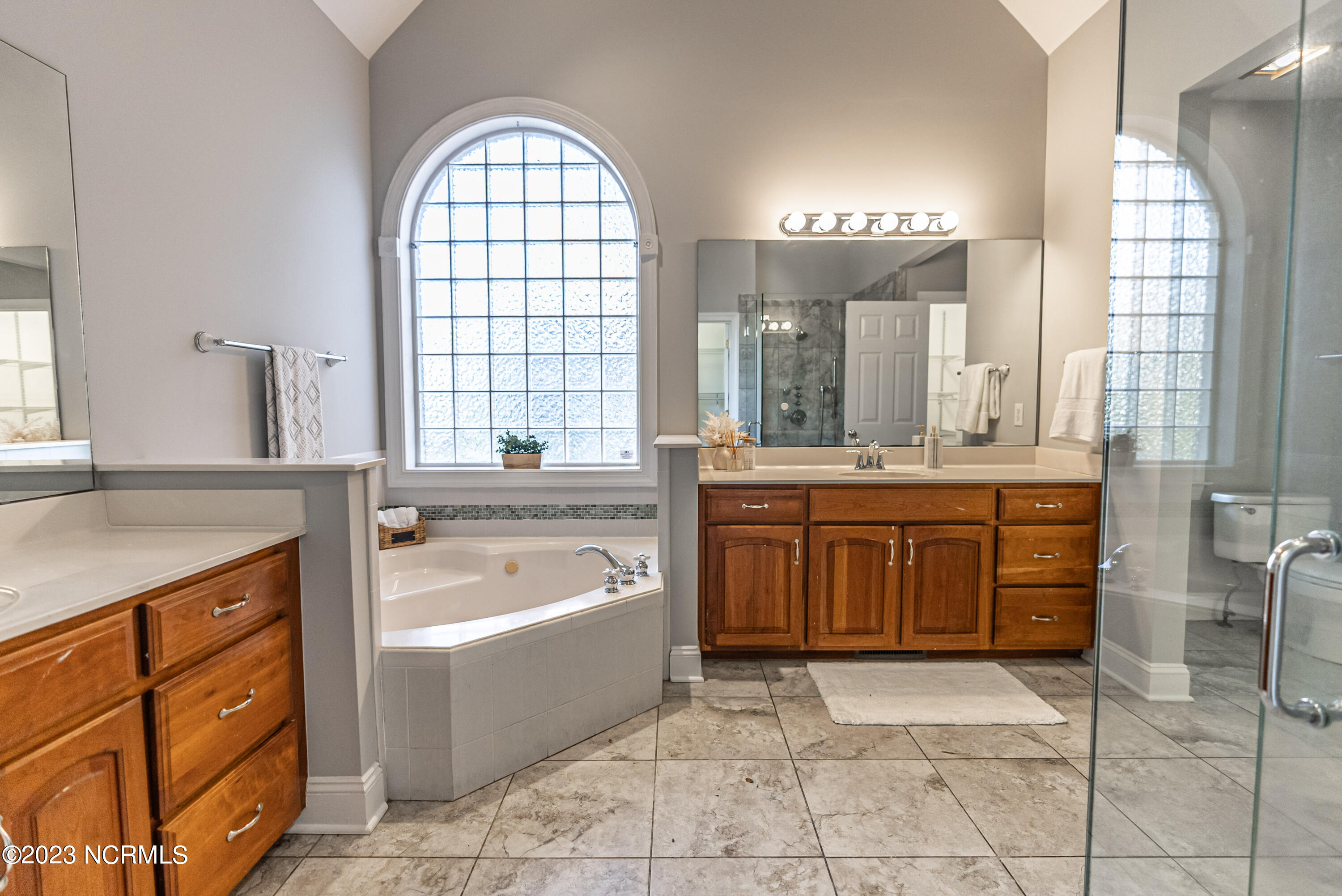 5032 Crown Point Lane
