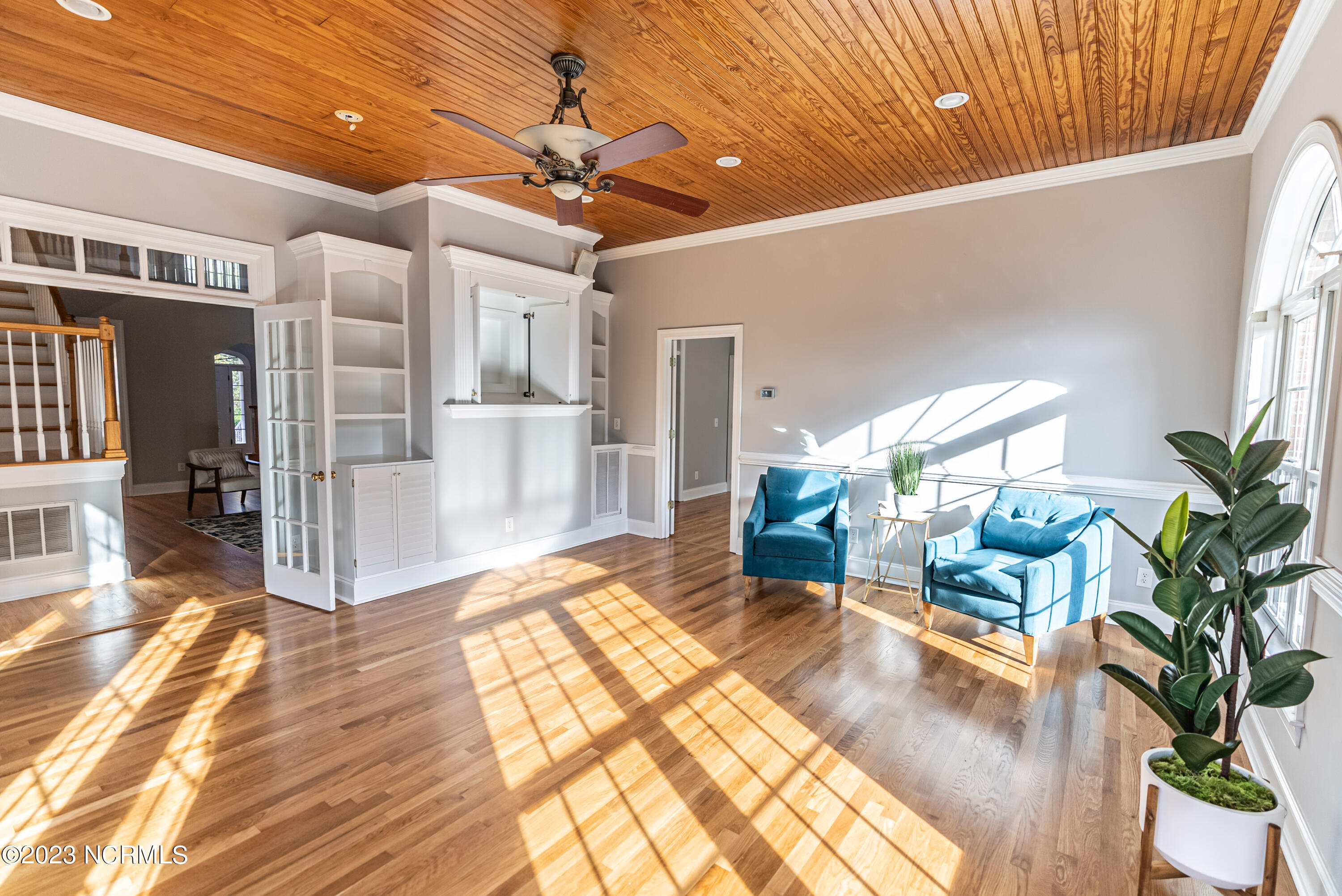 5032 Crown Point Lane