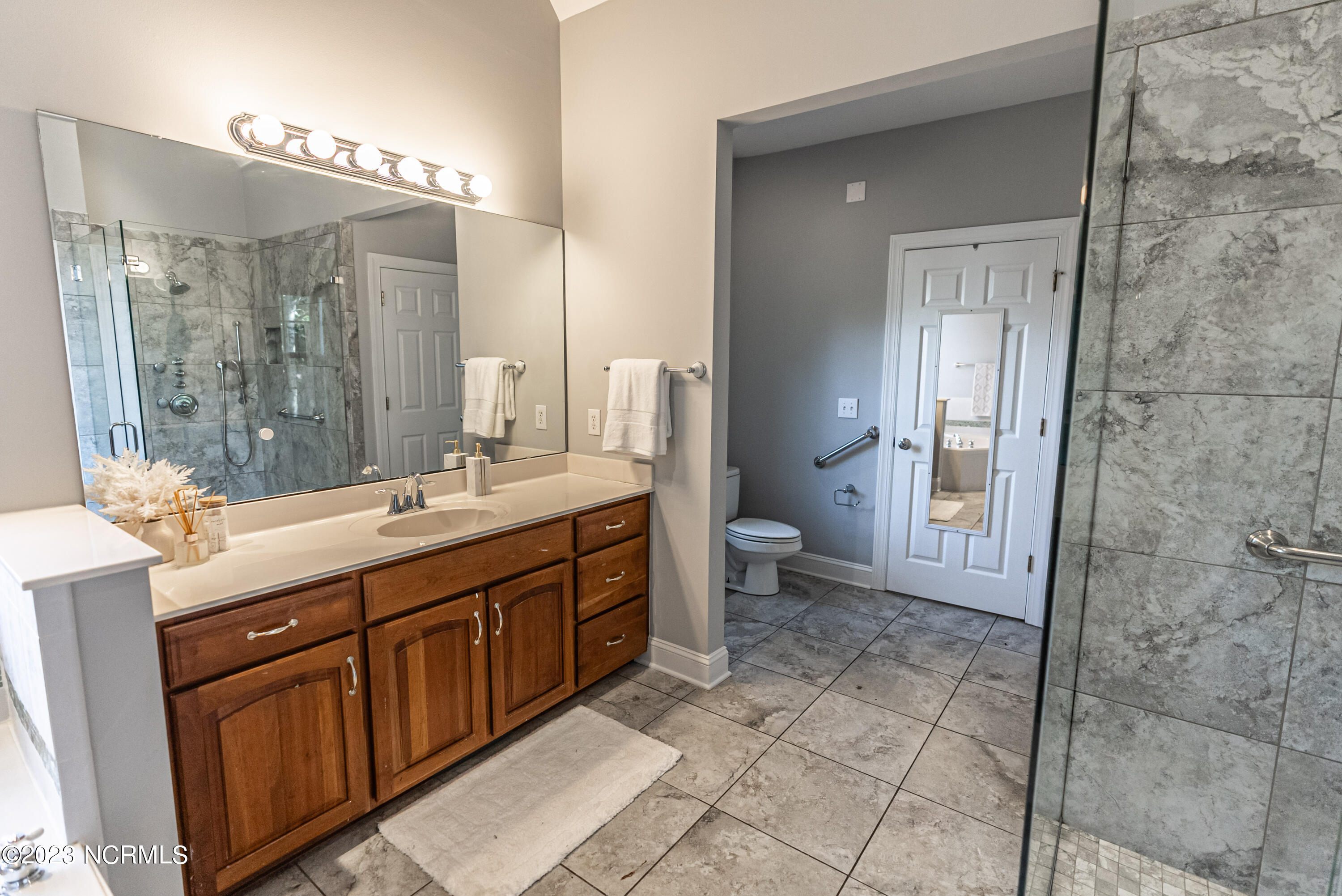 5032 Crown Point Lane