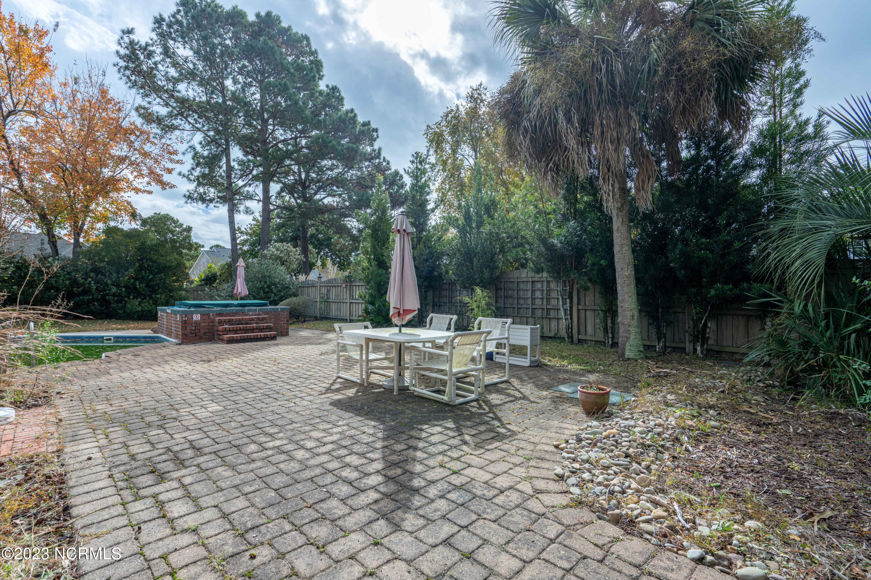 345 Harlandale Drive