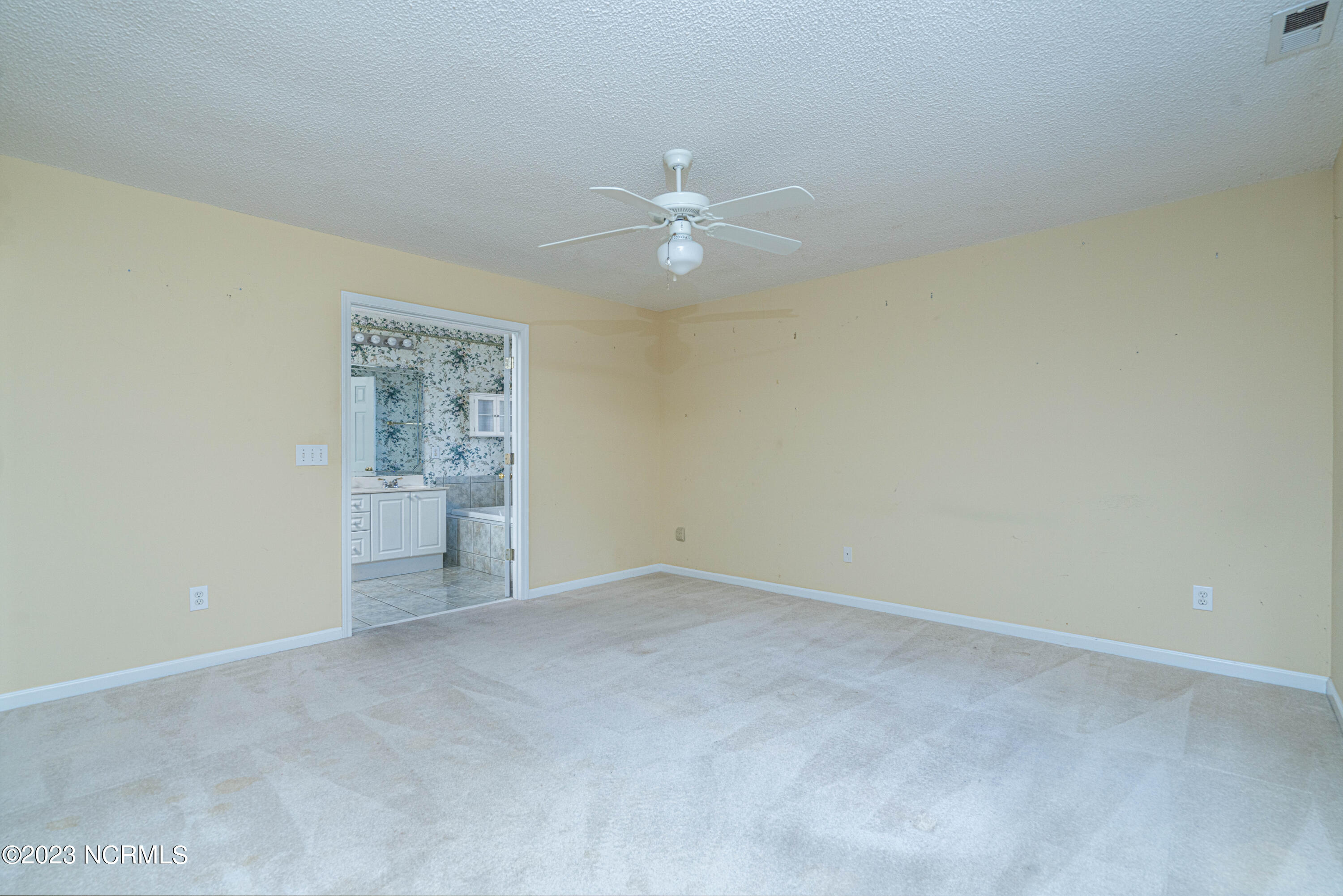 345 Harlandale Drive