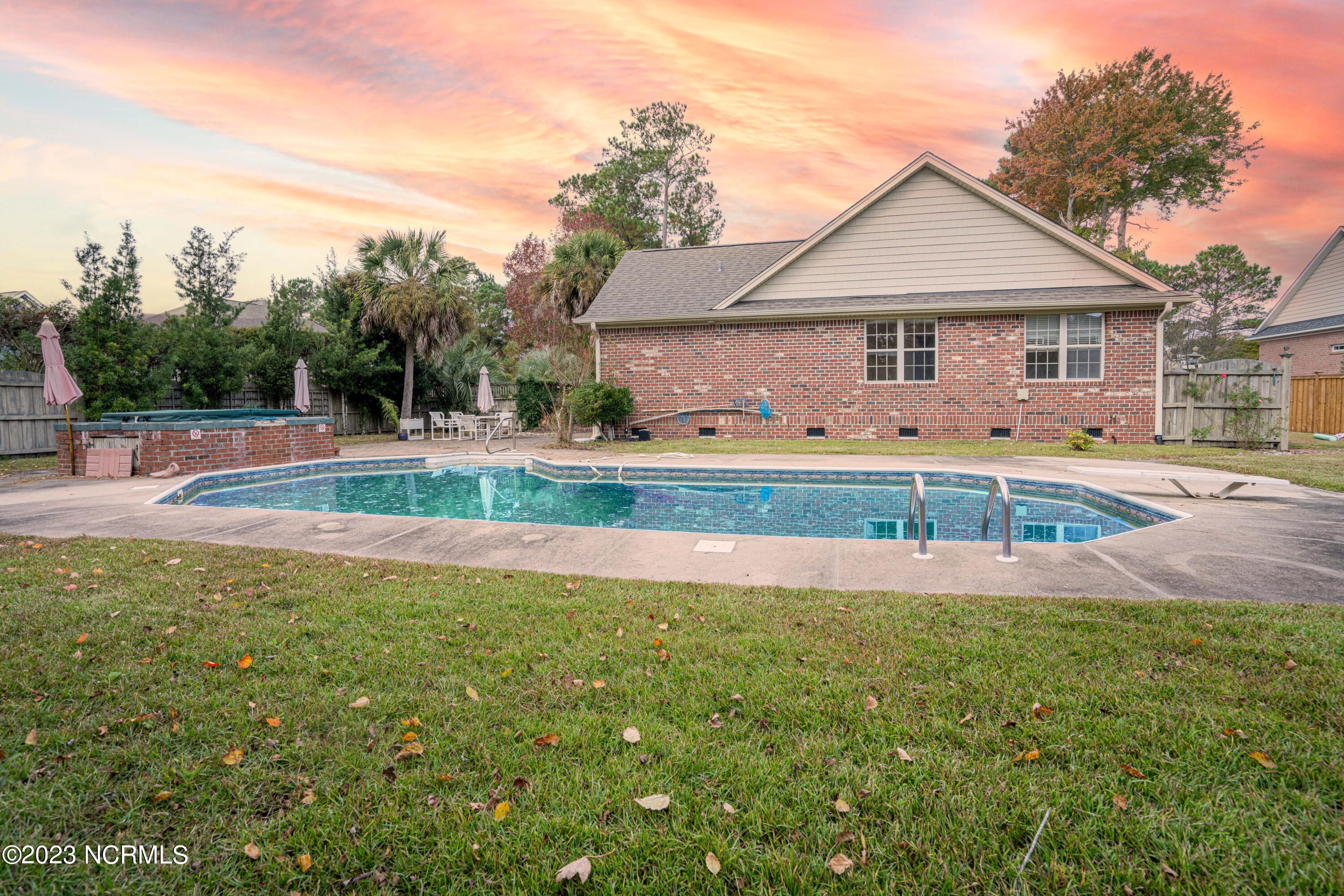 345 Harlandale Drive