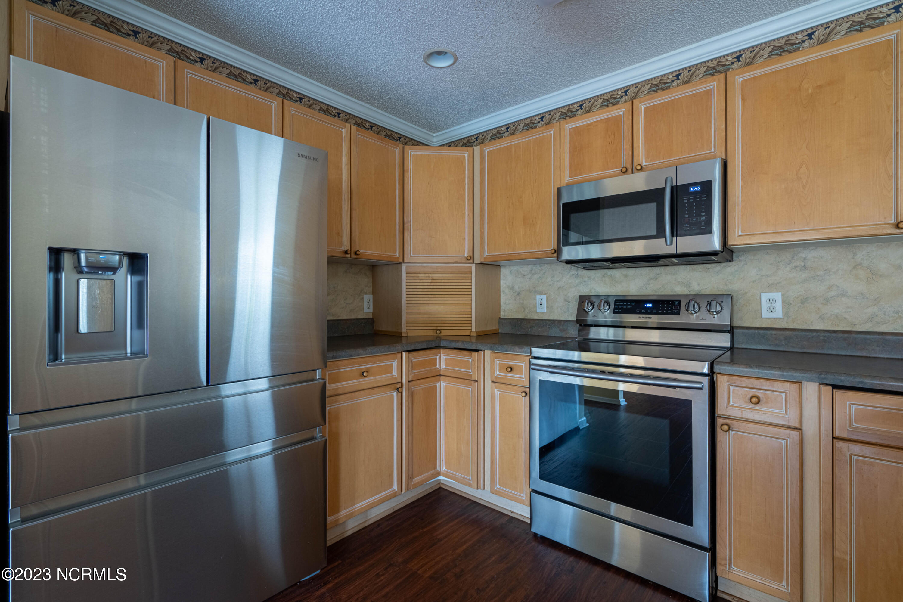 345 Harlandale Drive