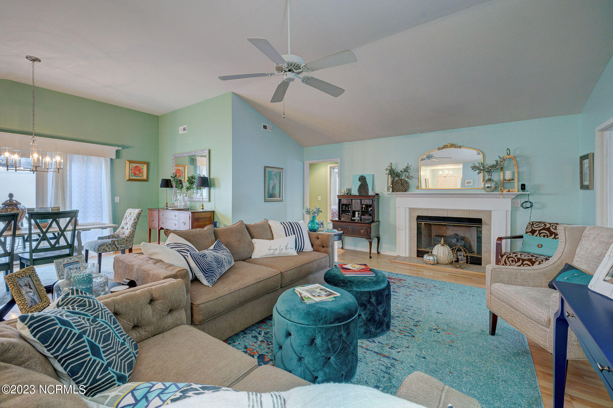 1211 Clipper Lane
