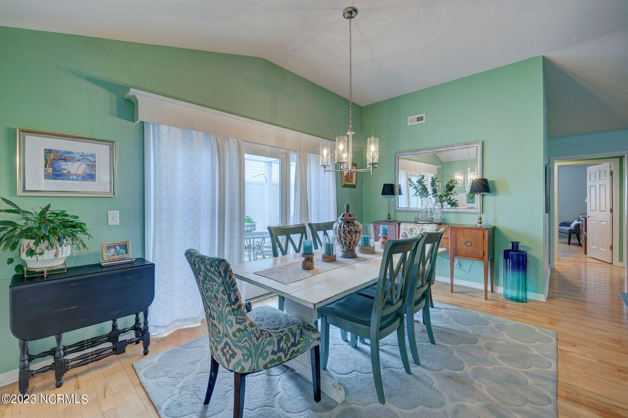 1211 Clipper Lane