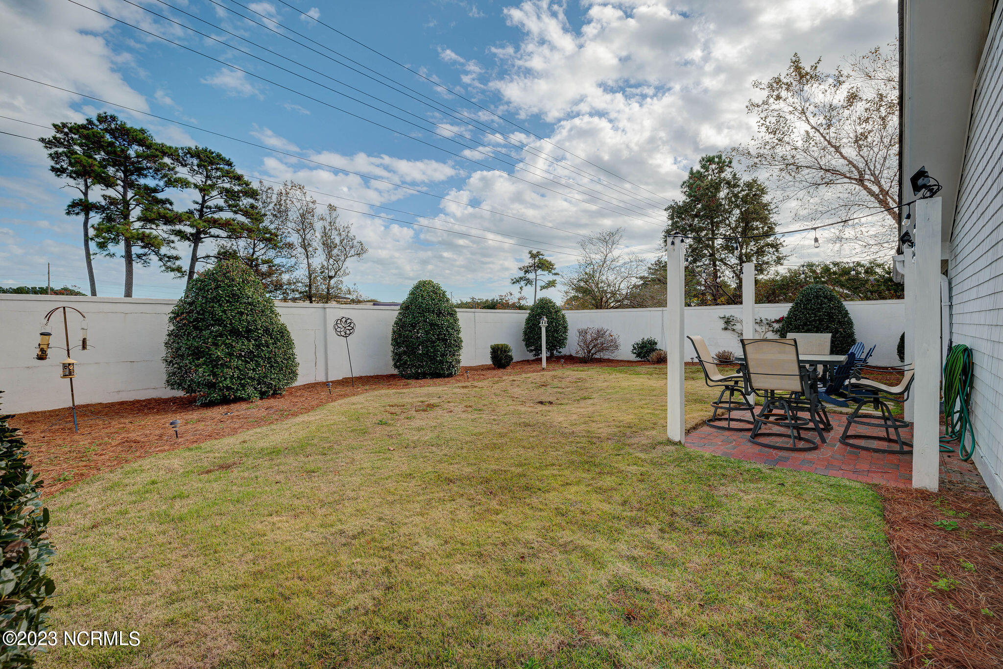 1211 Clipper Lane