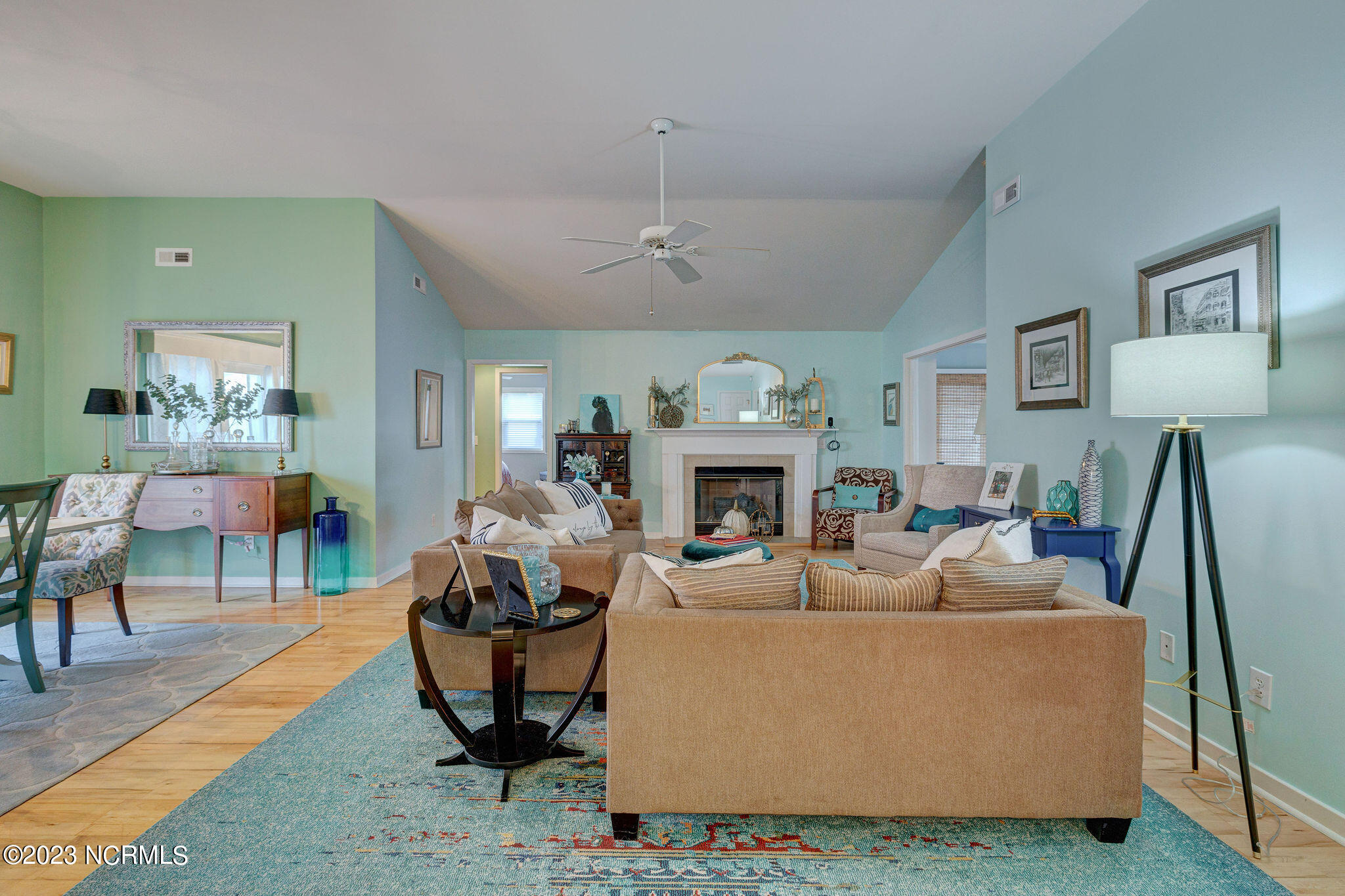 1211 Clipper Lane