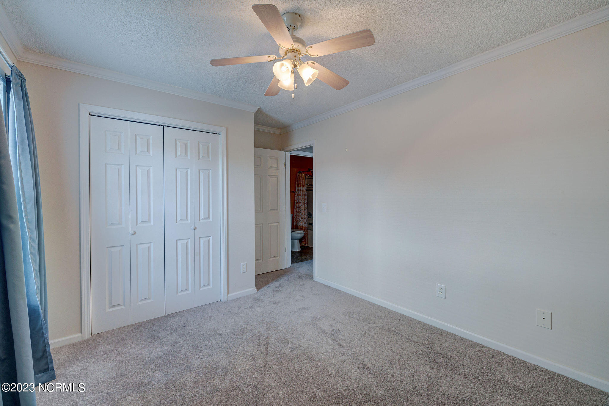1402 Willoughby Park Court 1