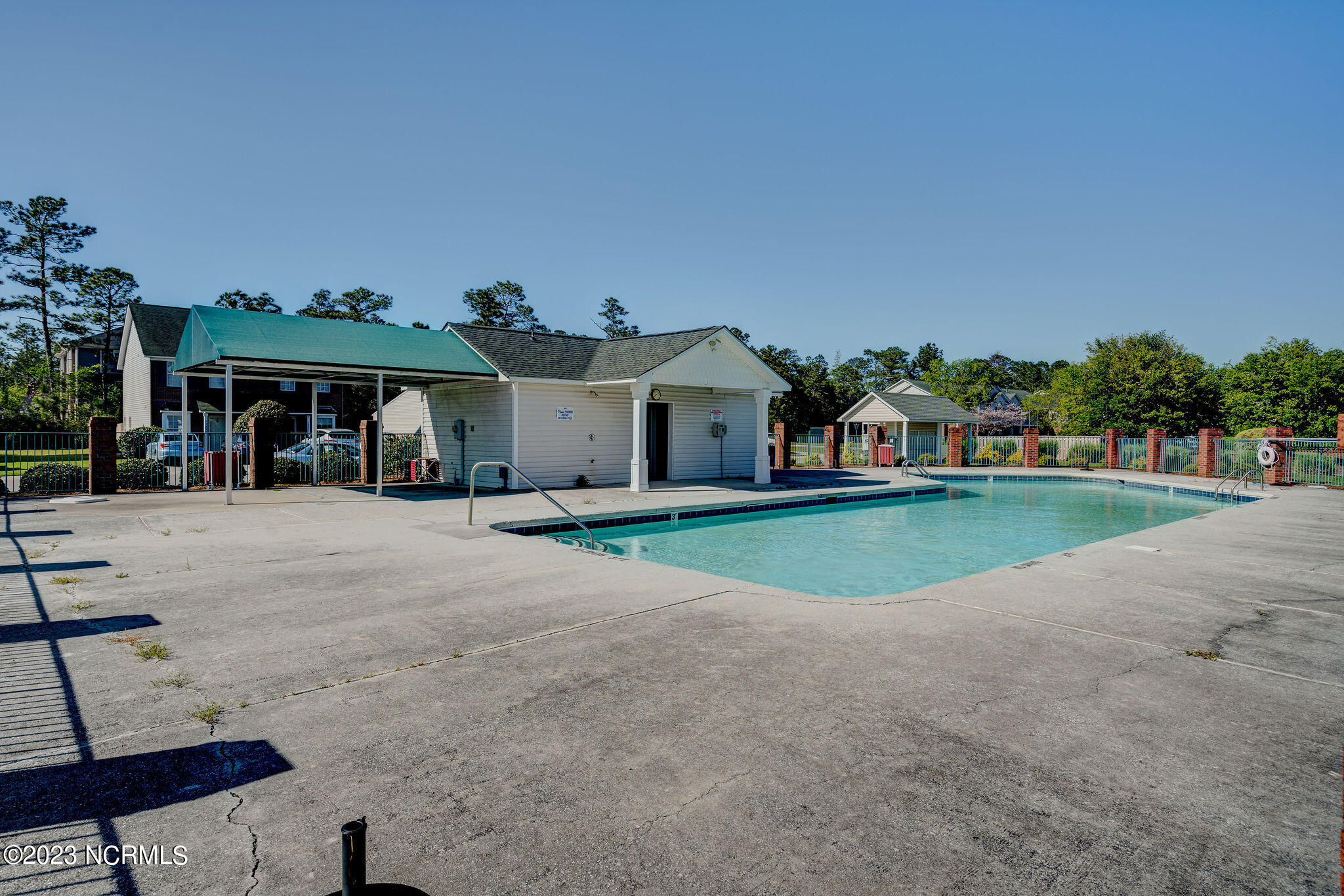 1402 Willoughby Park Court 1