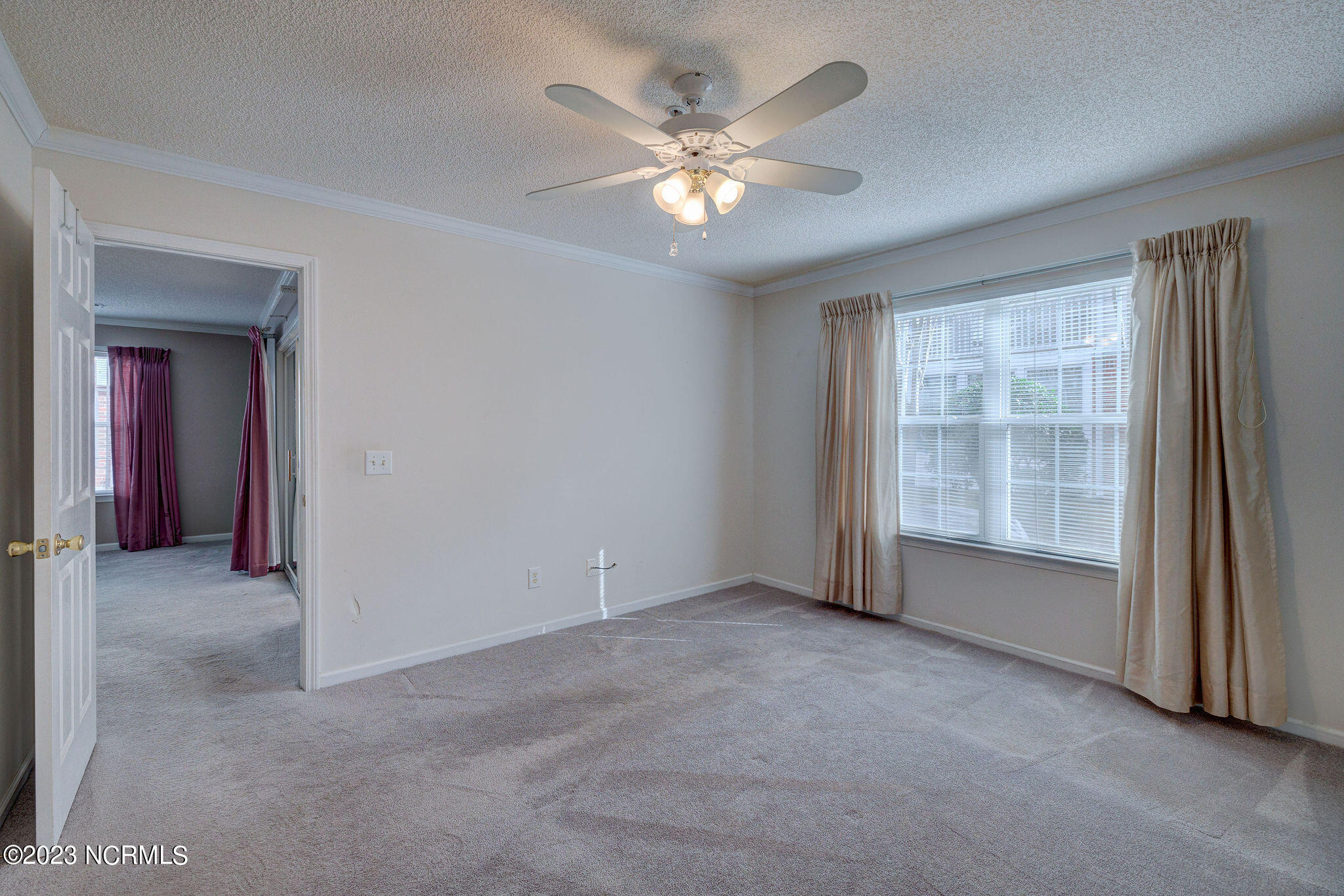 1402 Willoughby Park Court 1