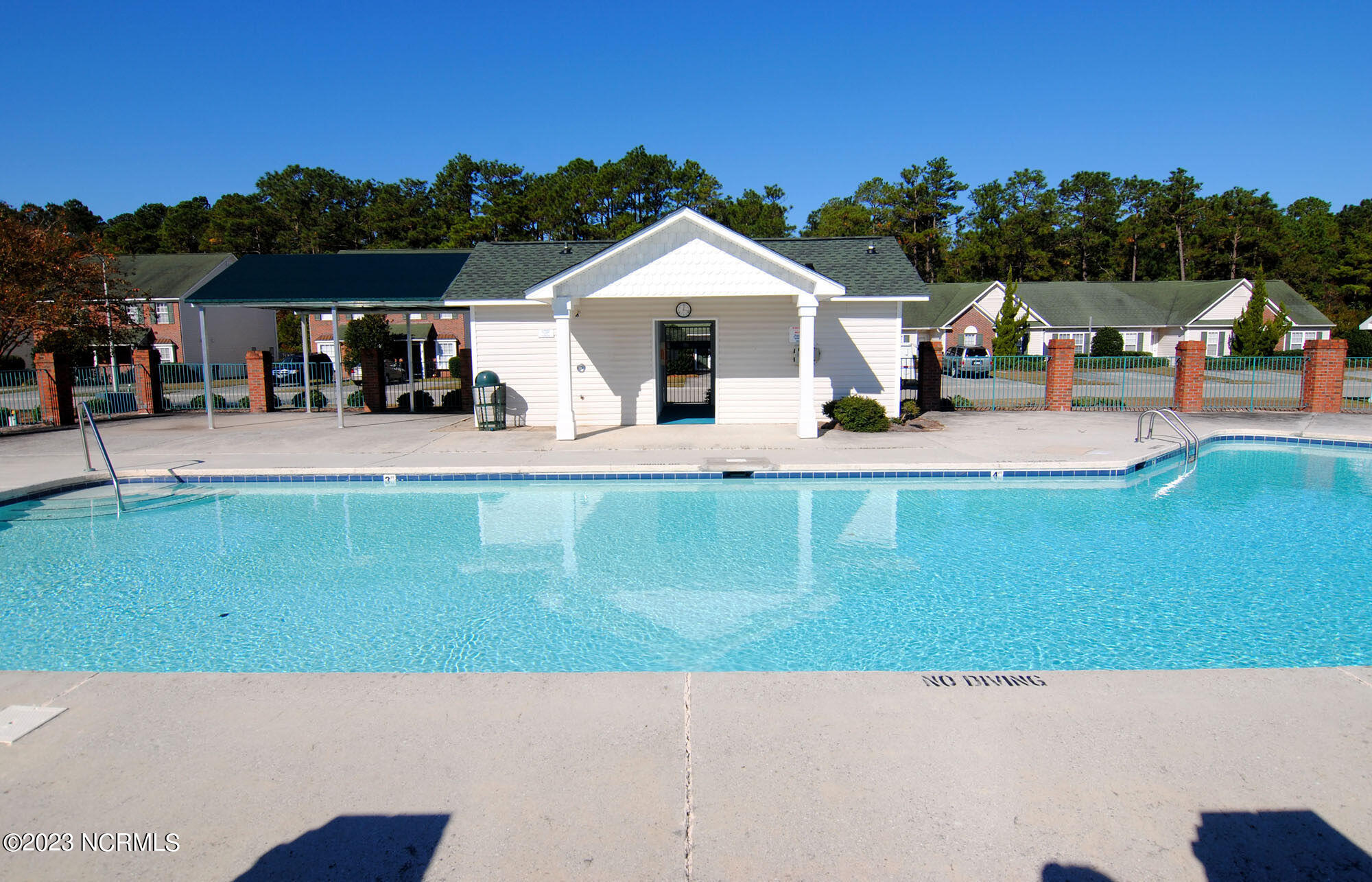 1402 Willoughby Park Court 1