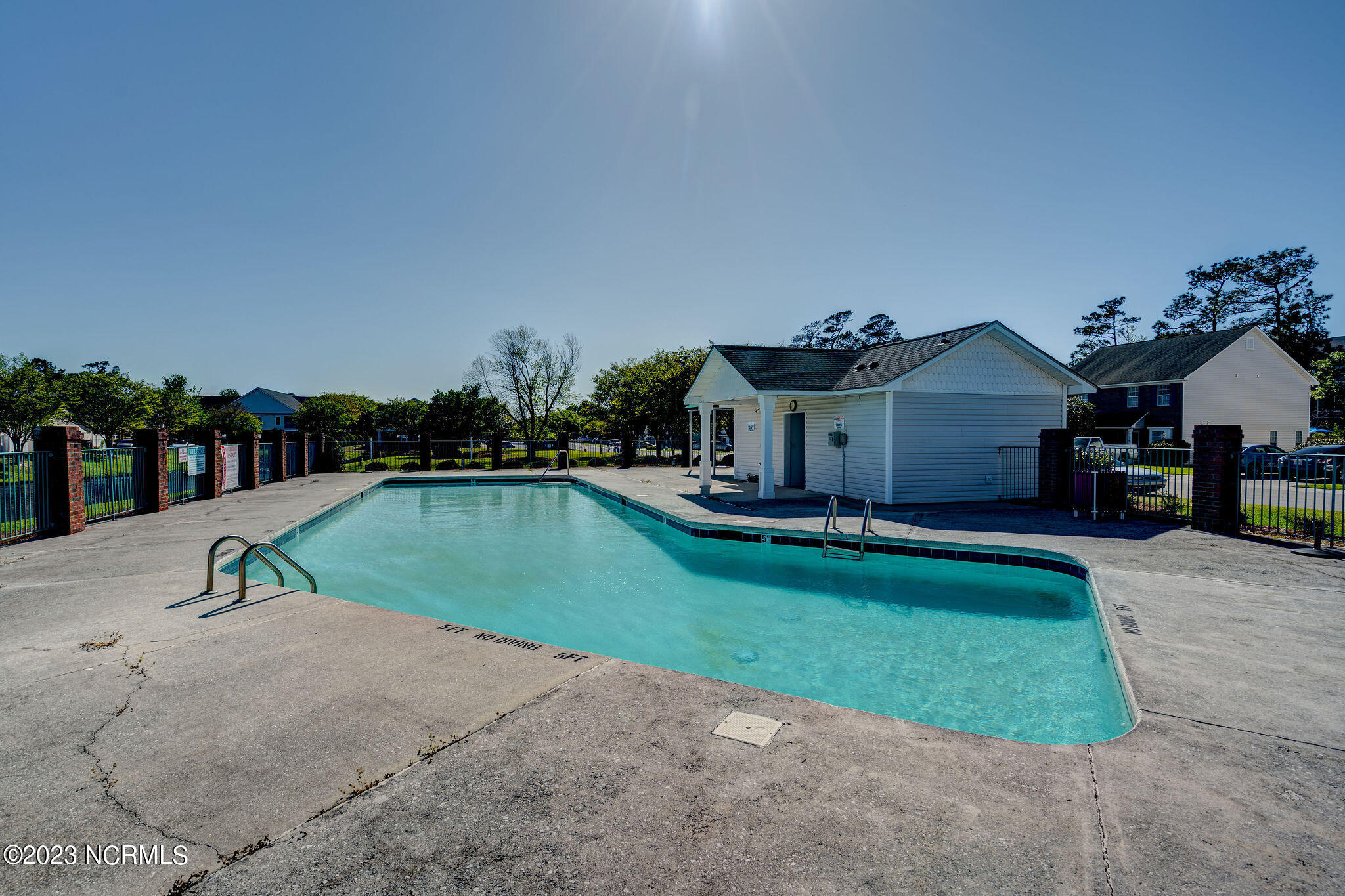 1402 Willoughby Park Court 1