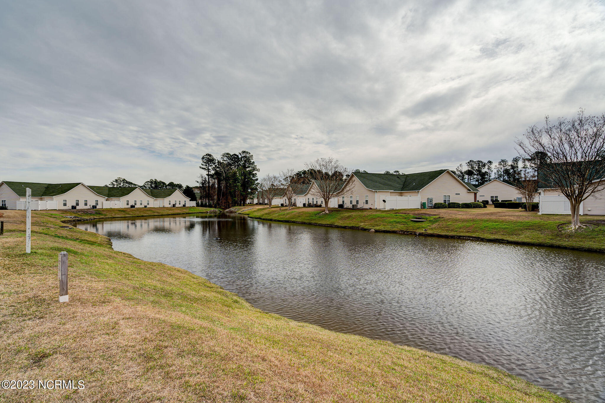 1402 Willoughby Park Court 1