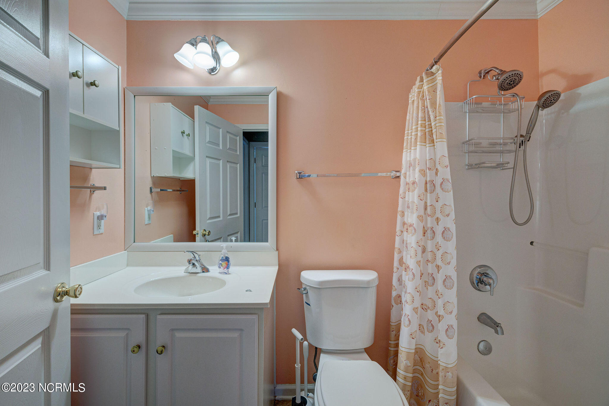 1402 Willoughby Park Court 1