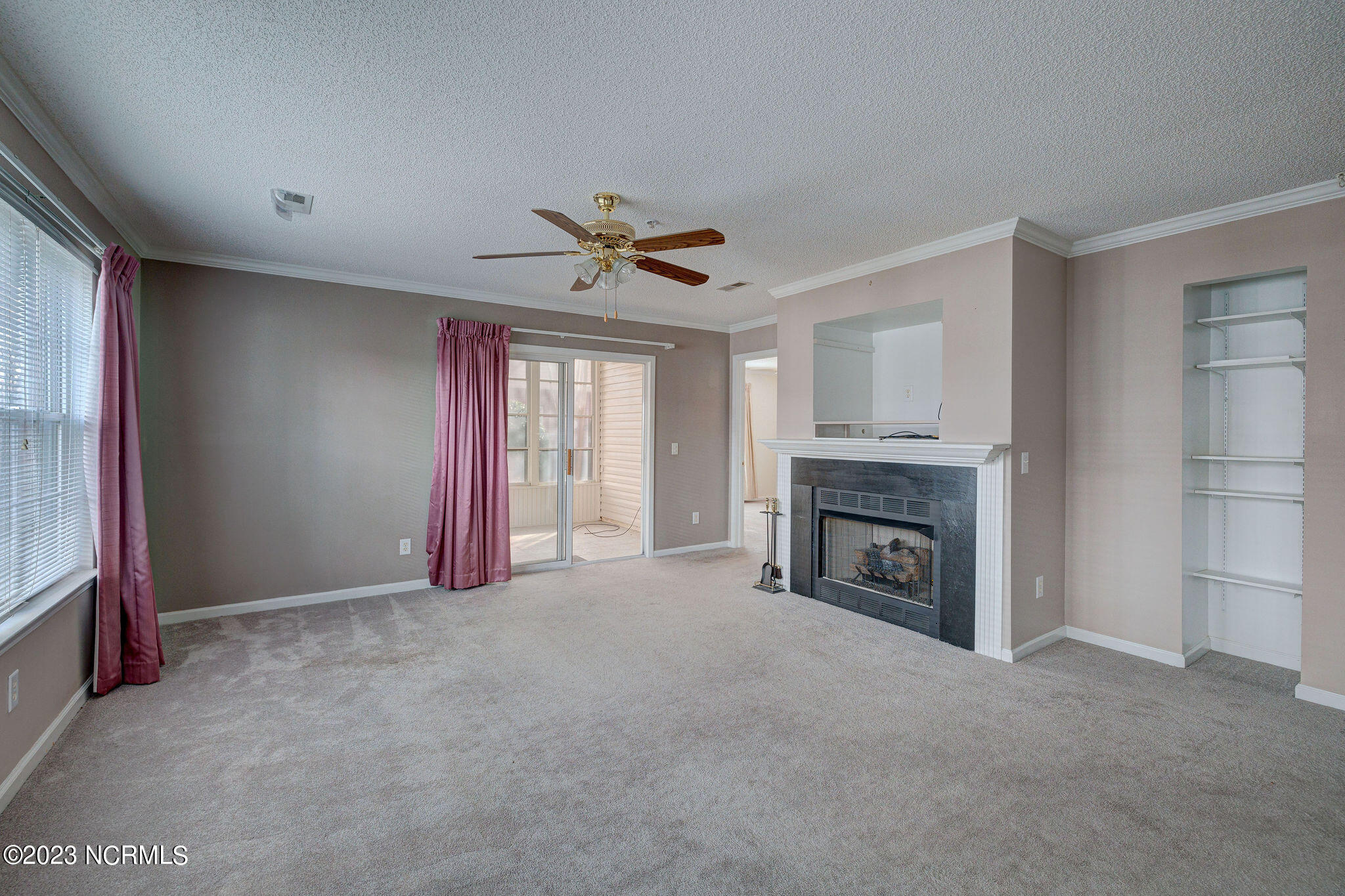 1402 Willoughby Park Court 1