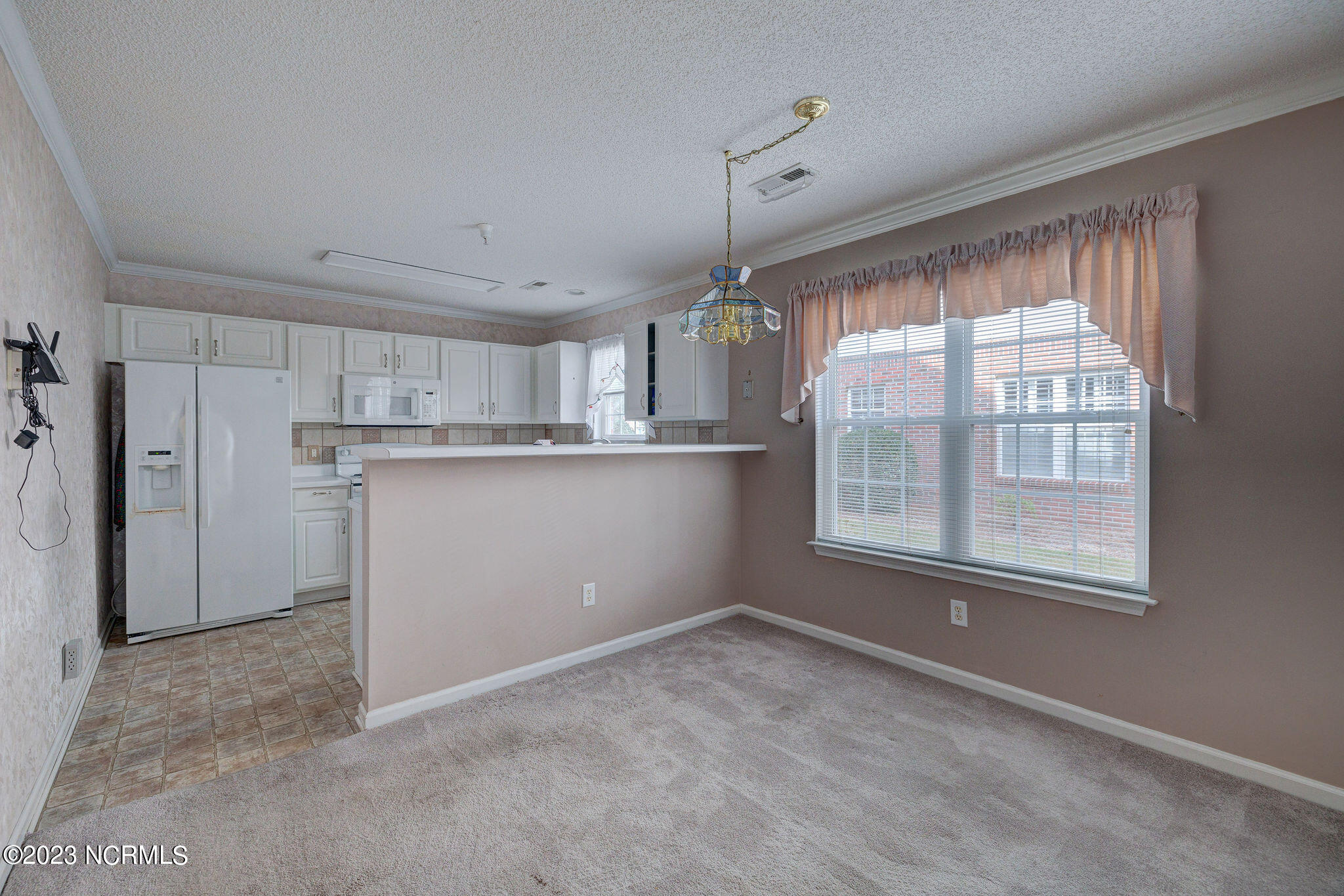 1402 Willoughby Park Court 1