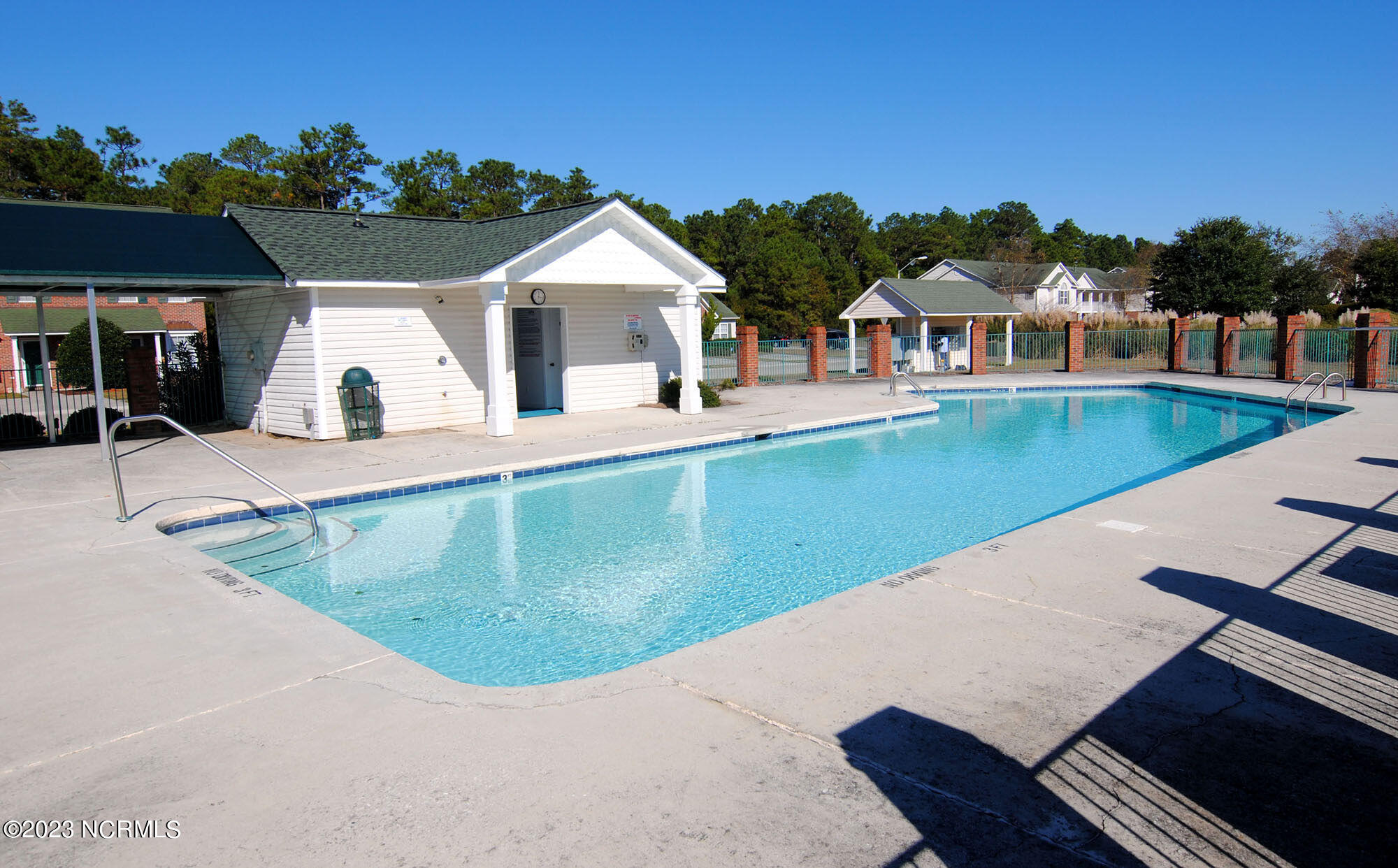 1402 Willoughby Park Court 1