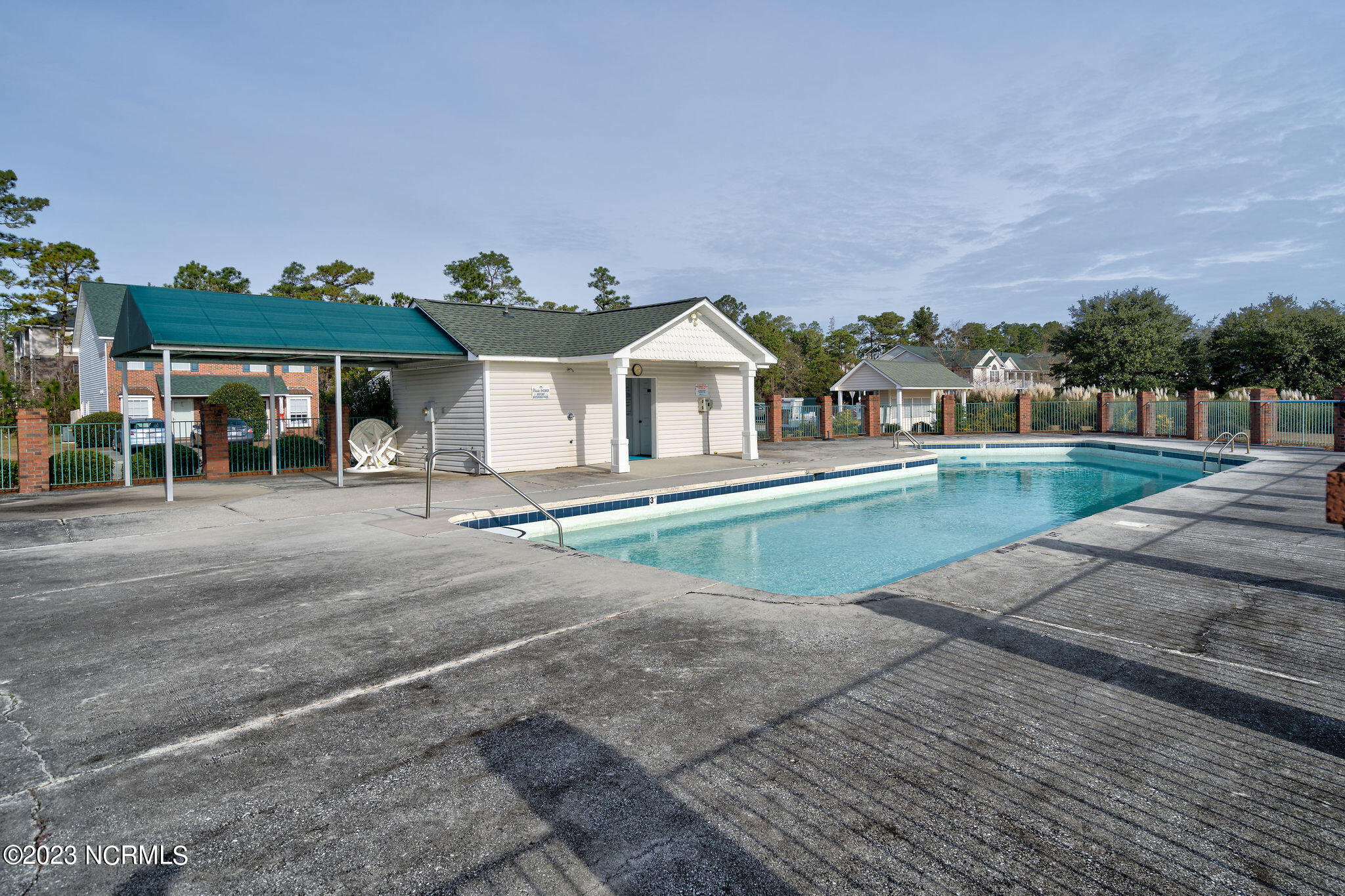1402 Willoughby Park Court 1