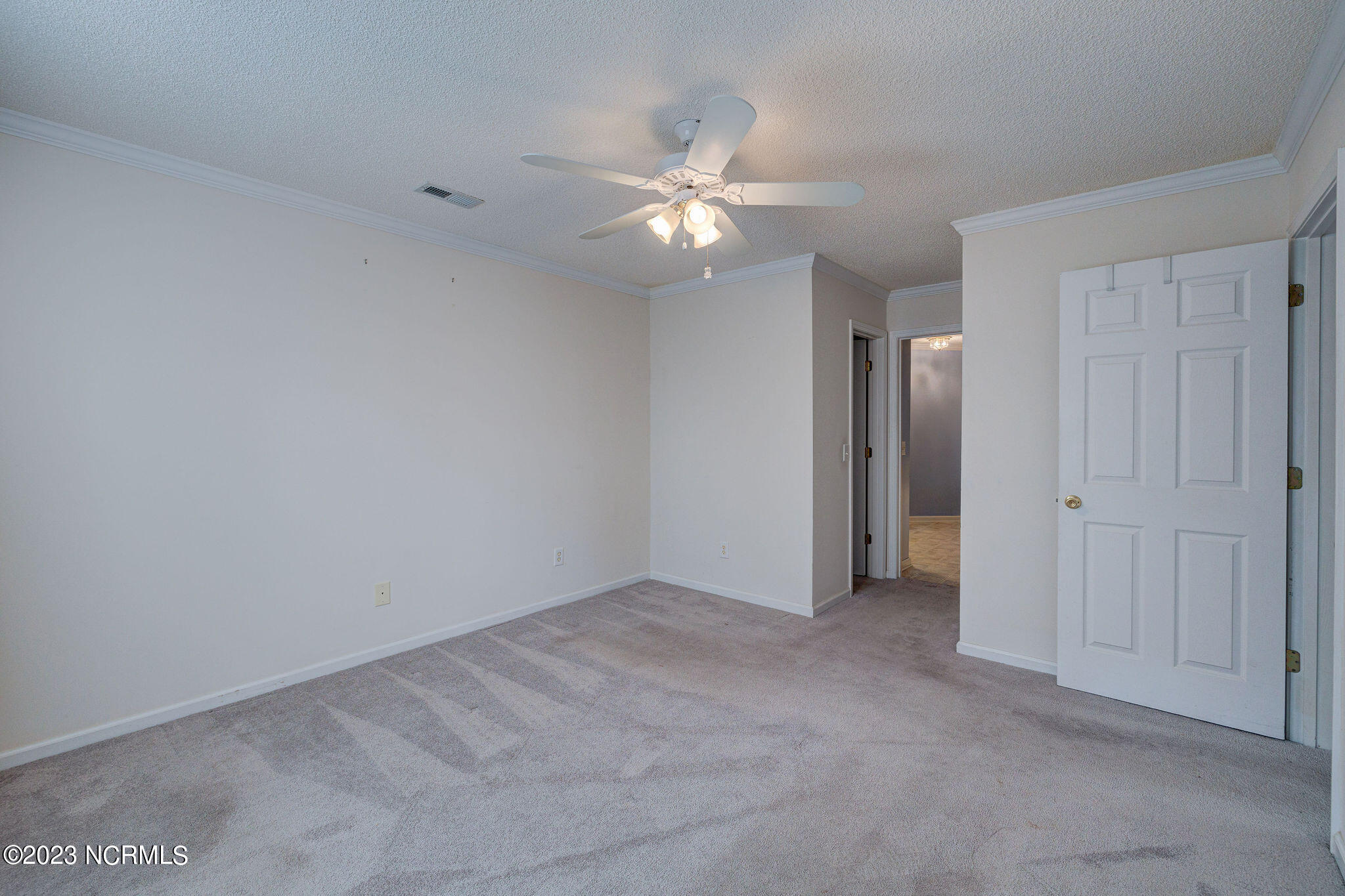1402 Willoughby Park Court 1