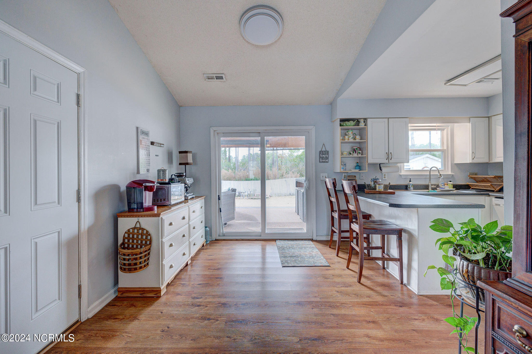 4708 Weybridge Lane