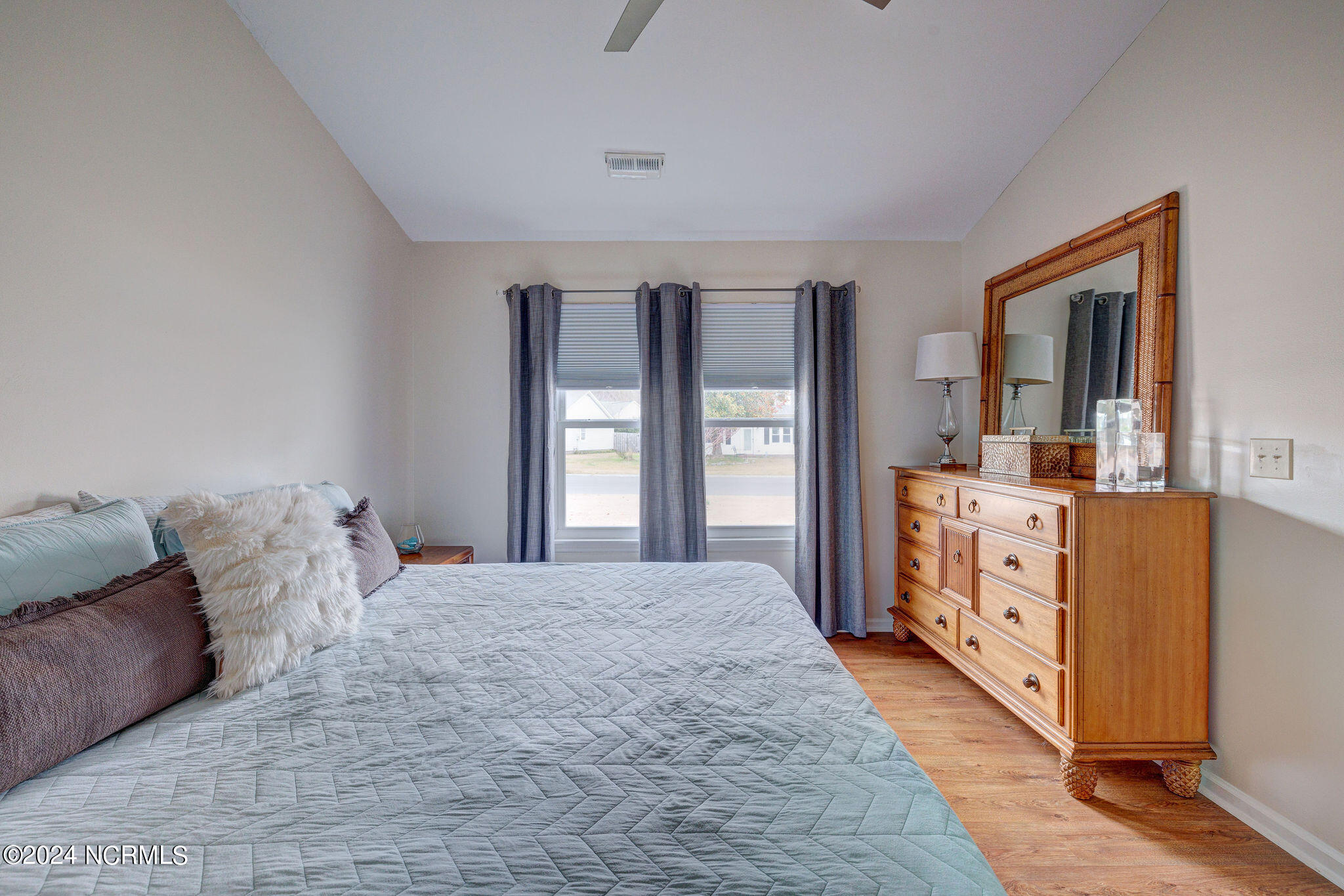 4708 Weybridge Lane