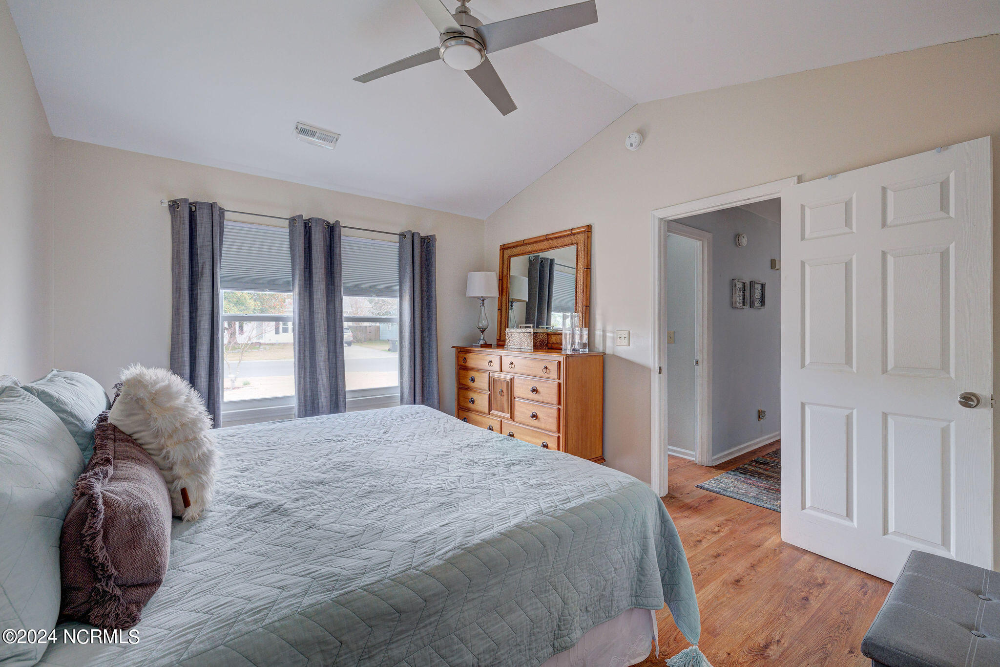 4708 Weybridge Lane