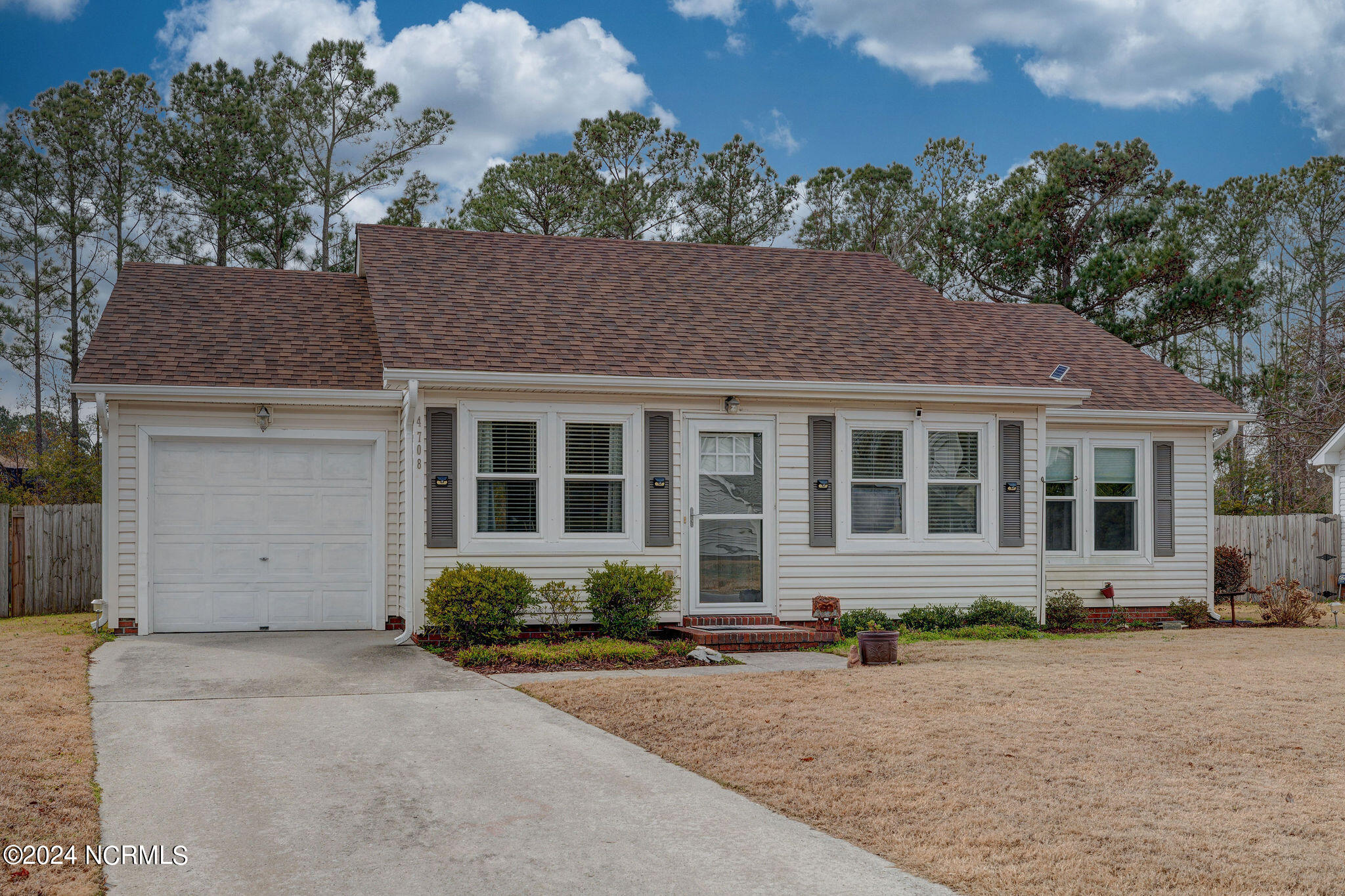 4708 Weybridge Lane