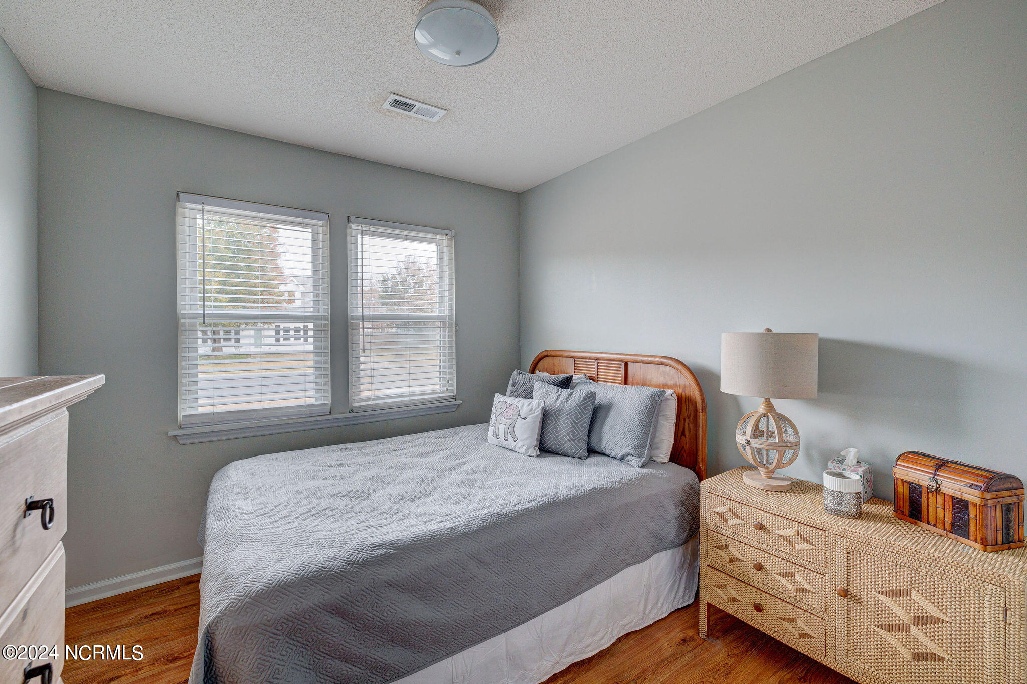 4708 Weybridge Lane