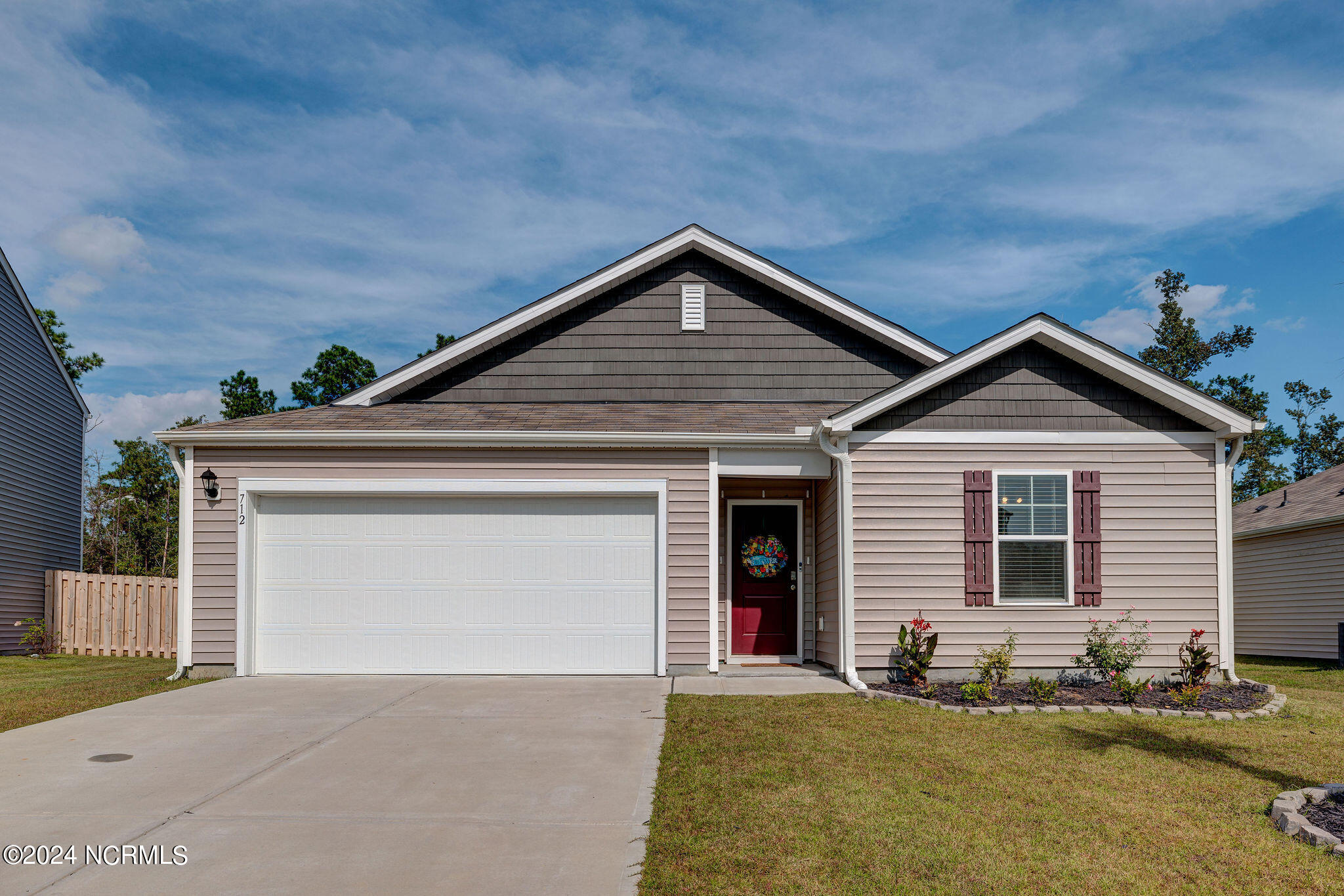 712 Buckeye Road NE