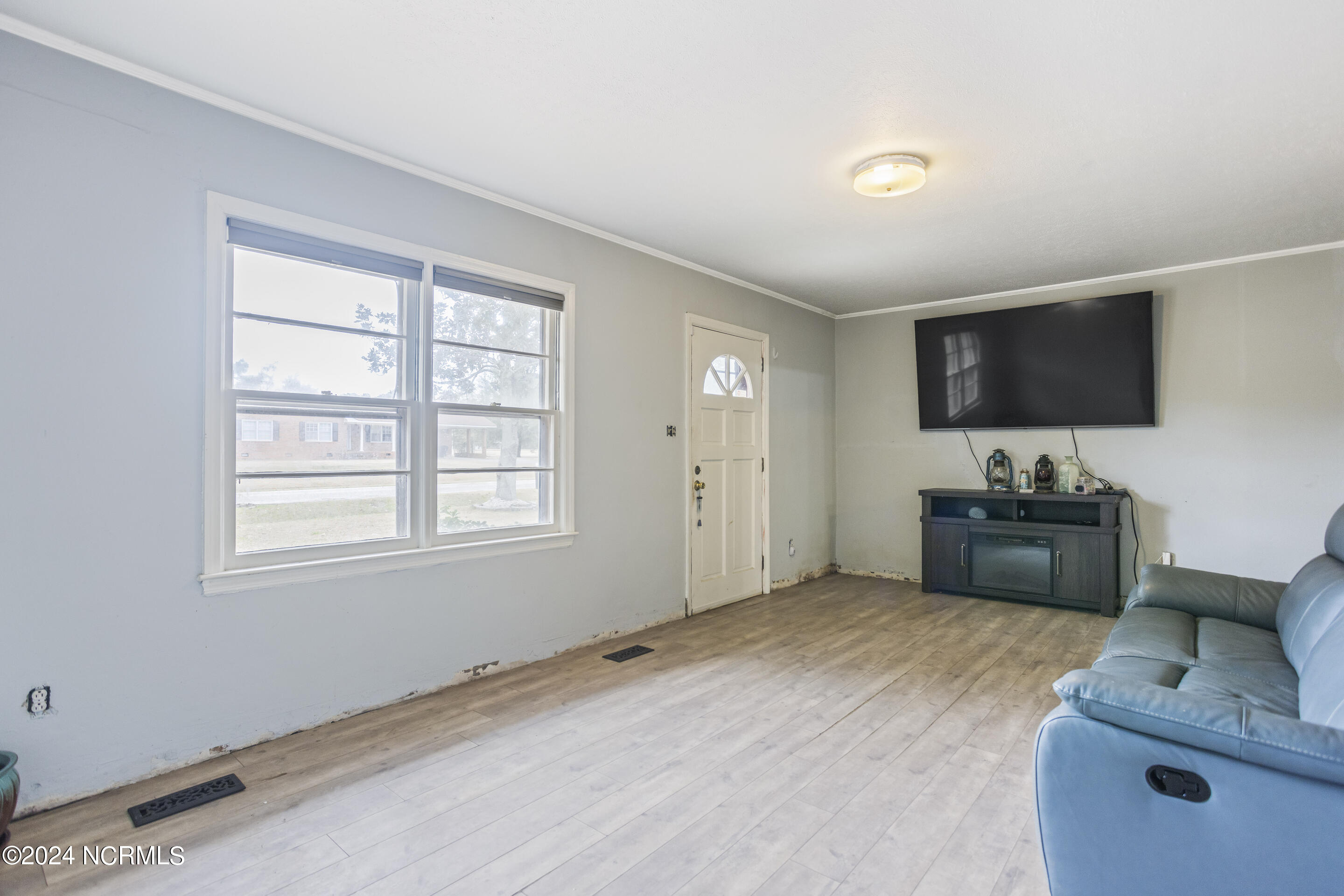 177 Poplar Avenue
