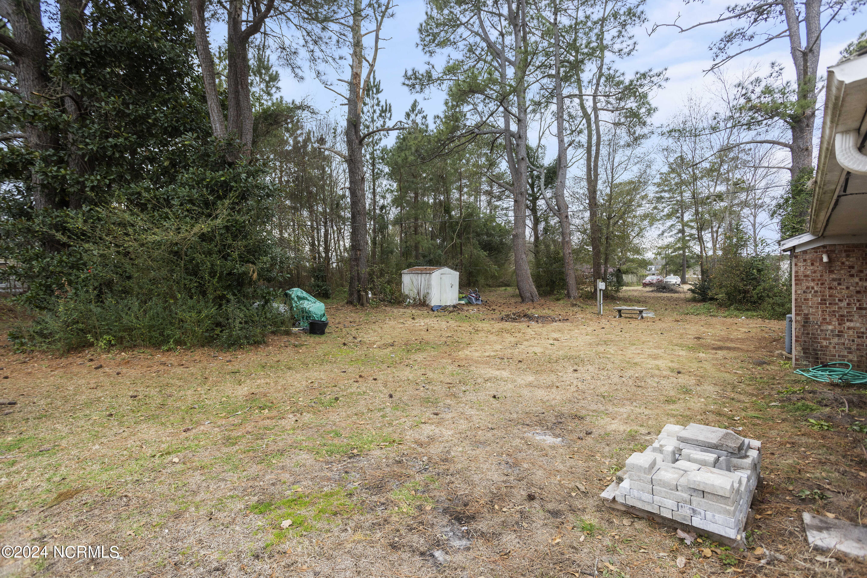 177 Poplar Avenue