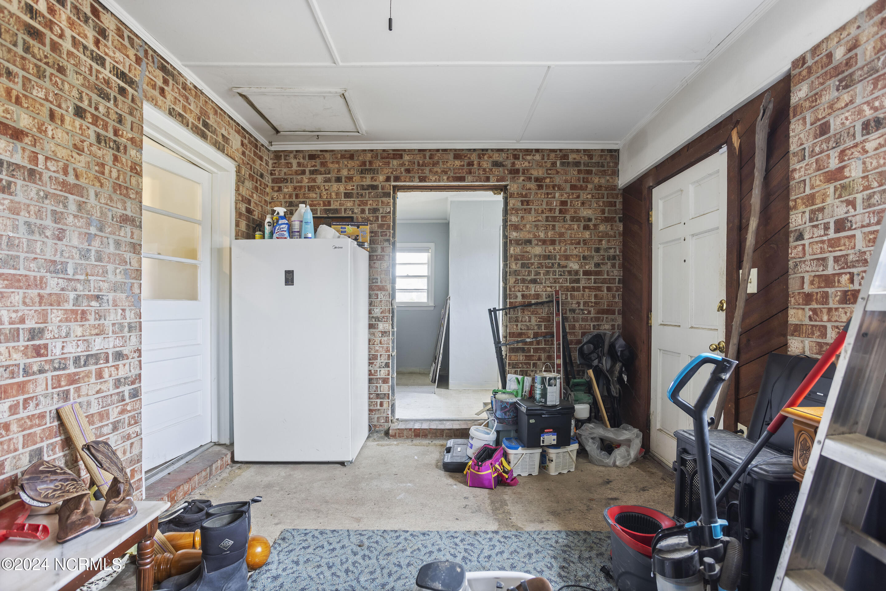 177 Poplar Avenue