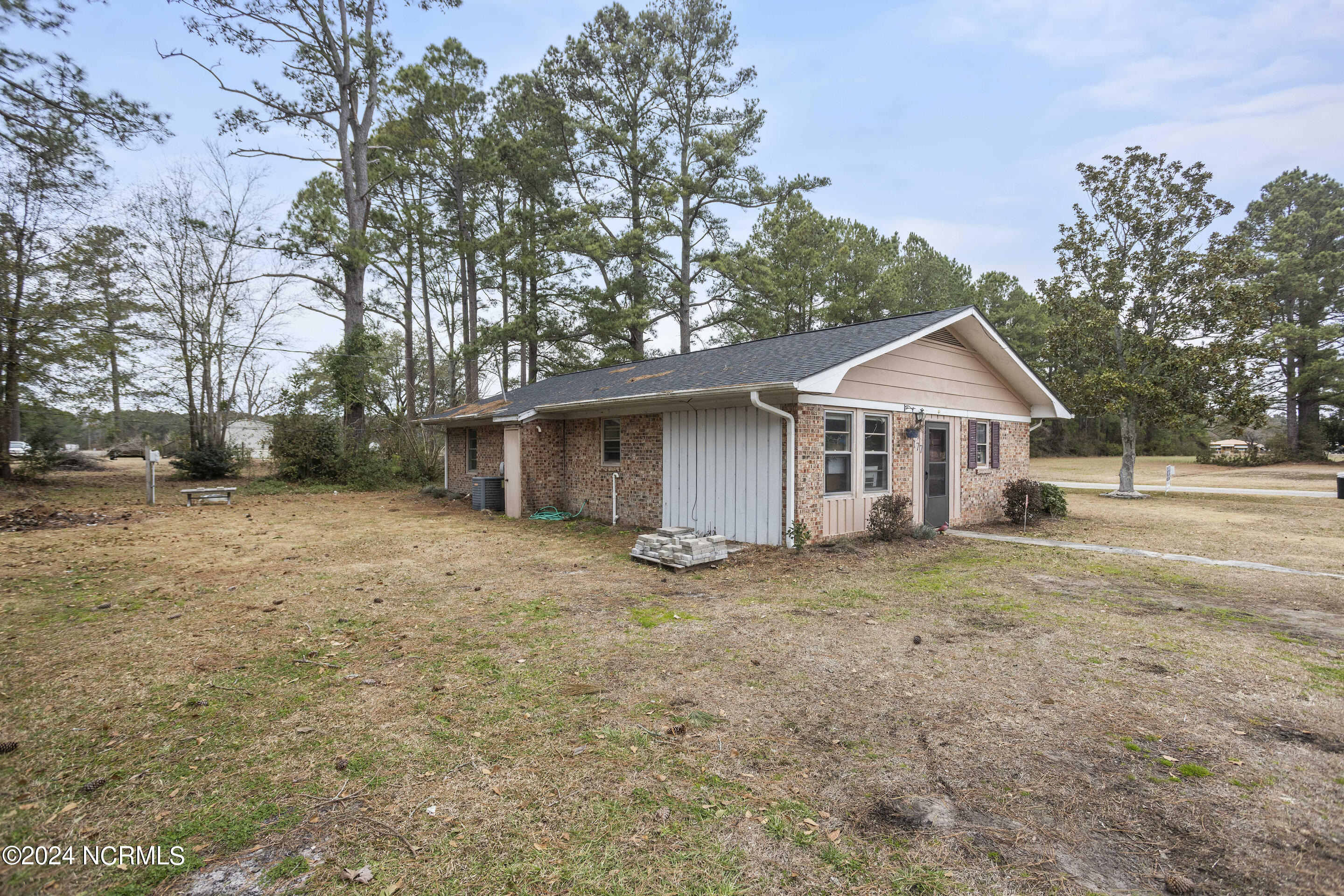 177 Poplar Avenue
