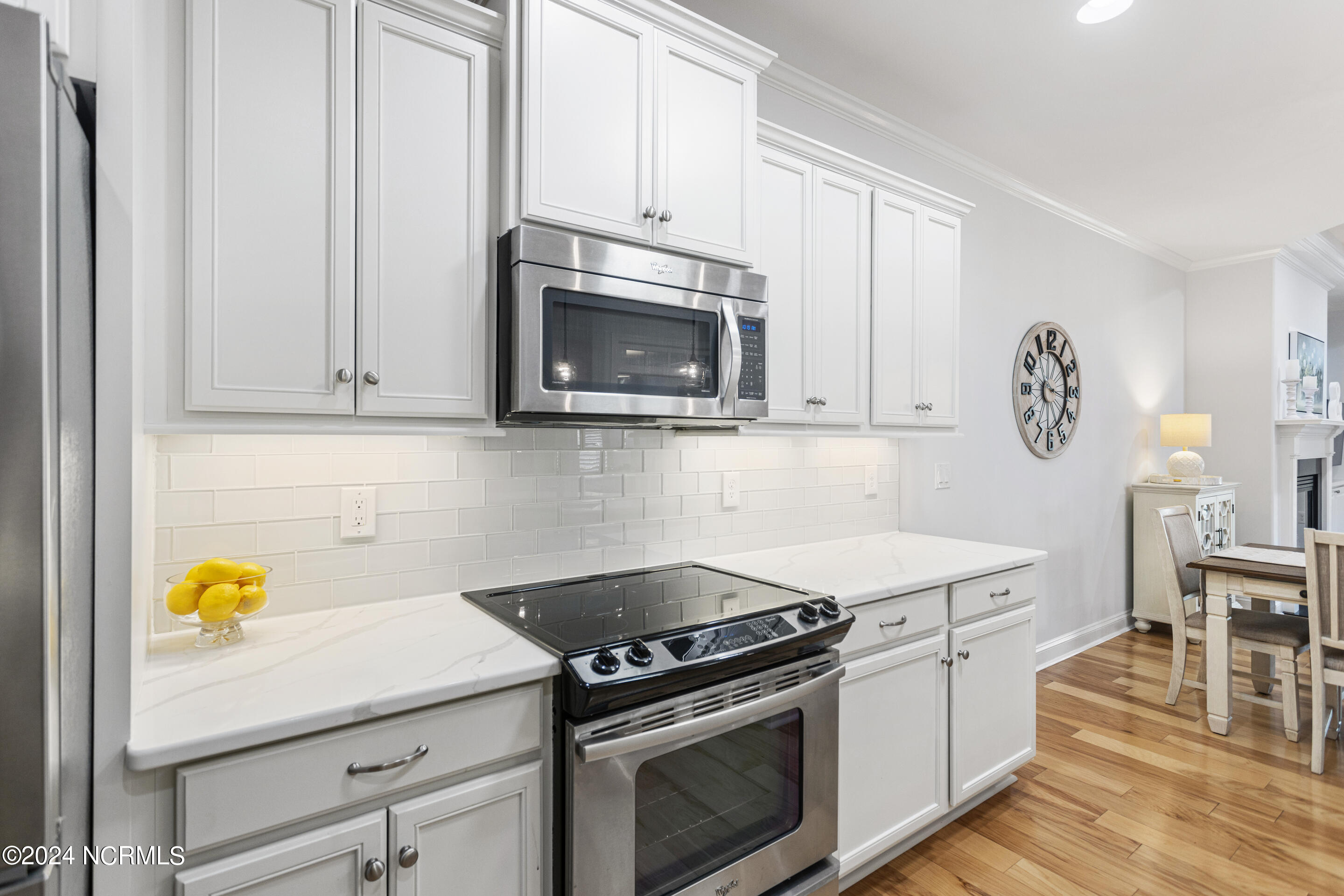 4015 Alastaire Cove