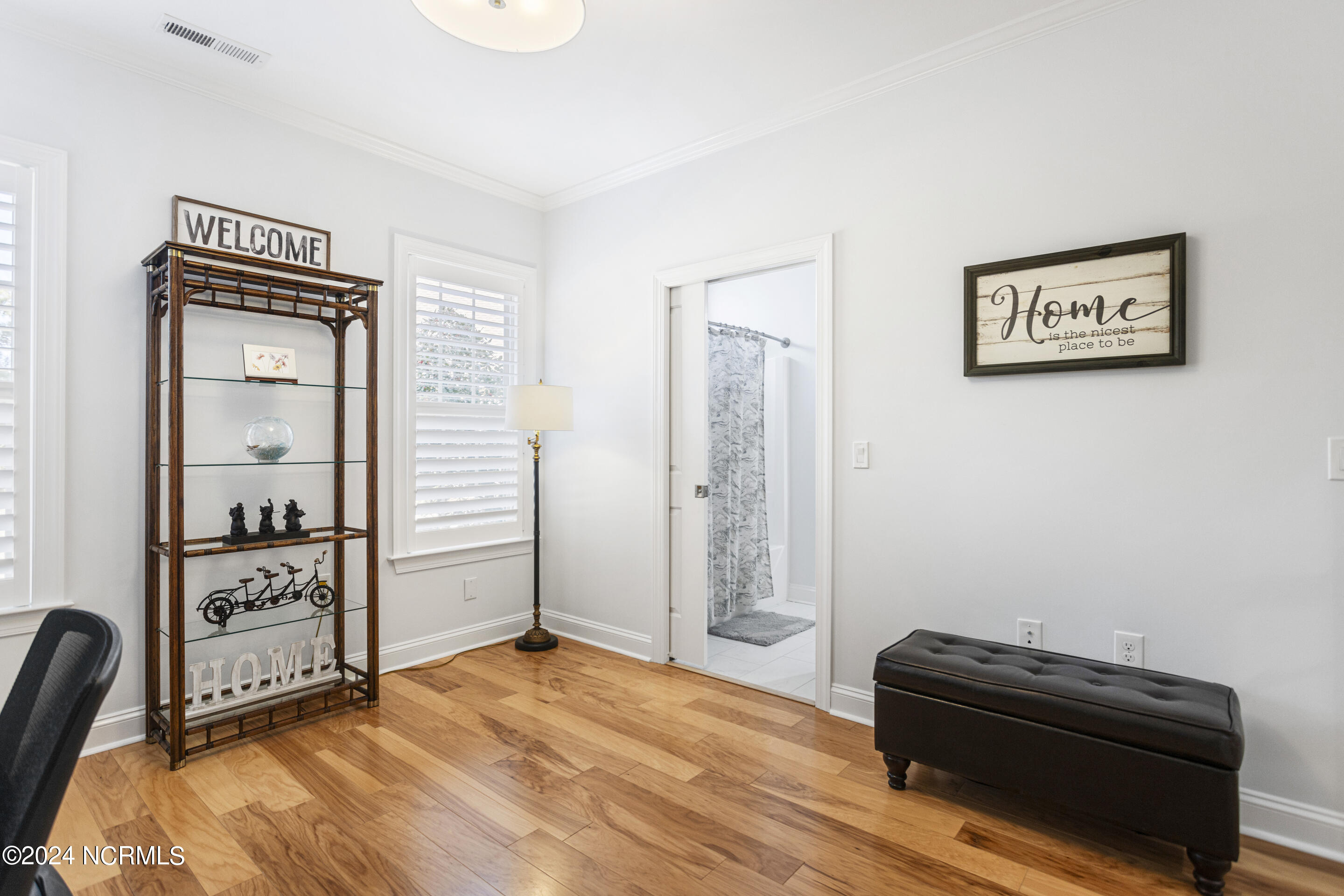 4015 Alastaire Cove