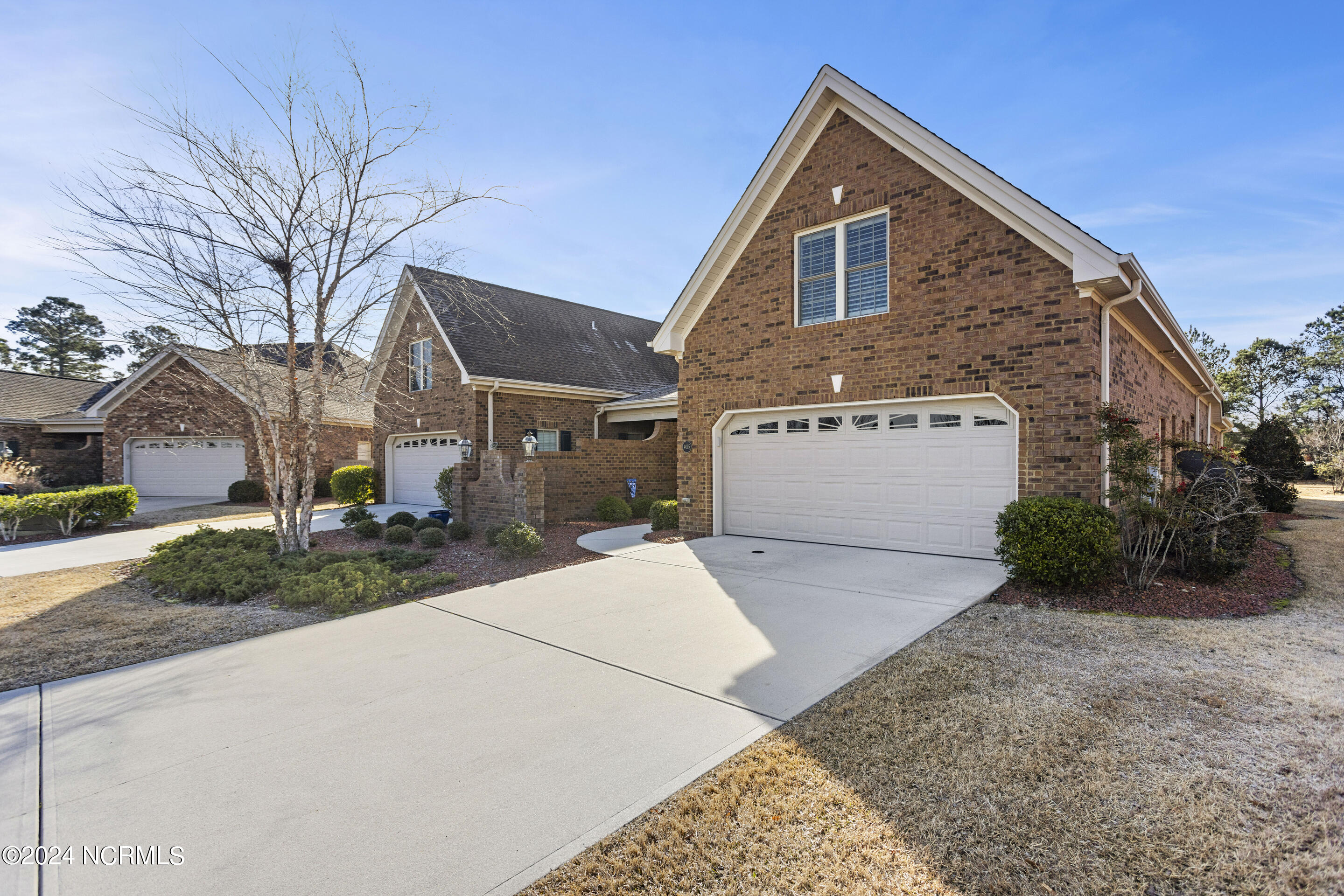 4015 Alastaire Cove