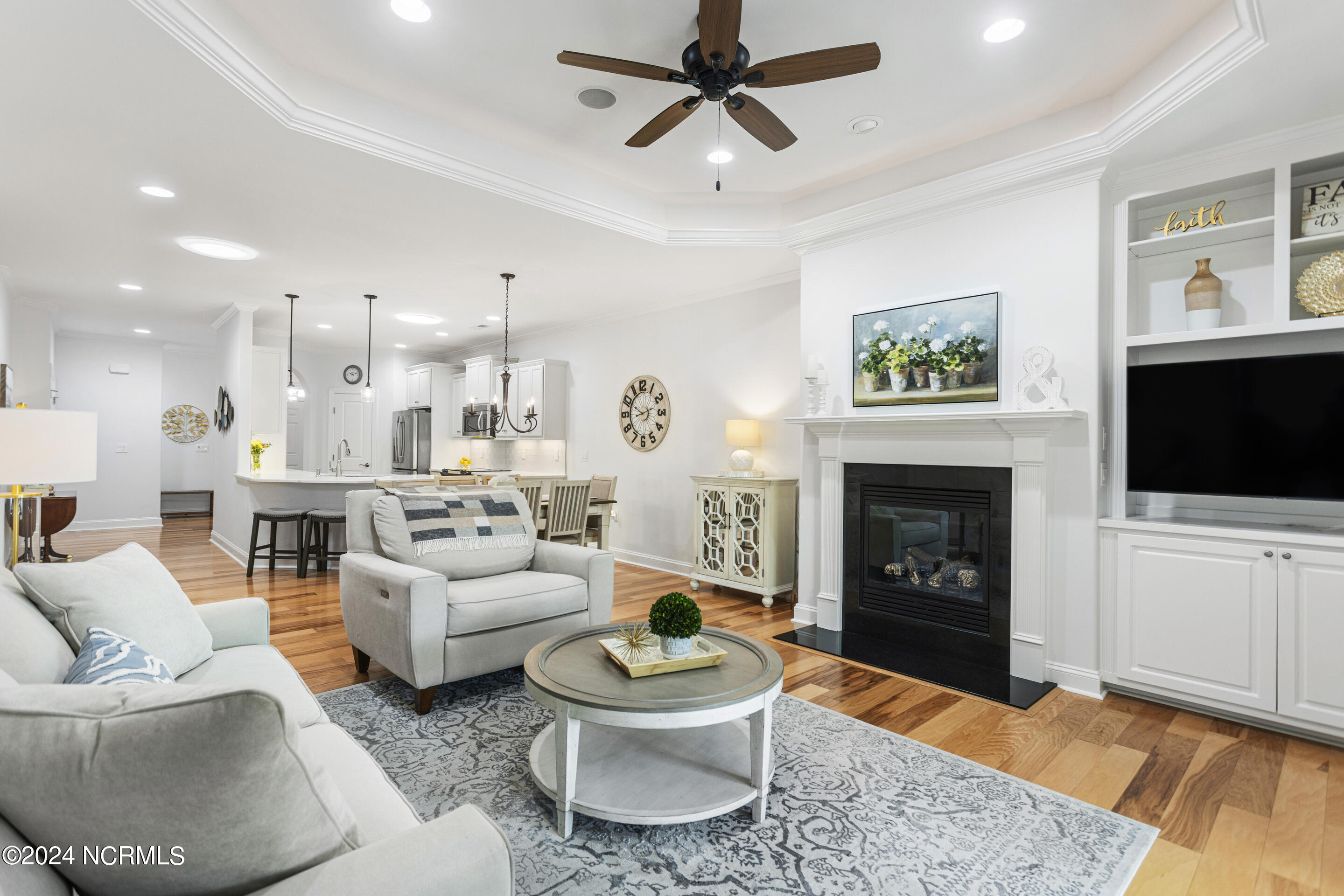 4015 Alastaire Cove