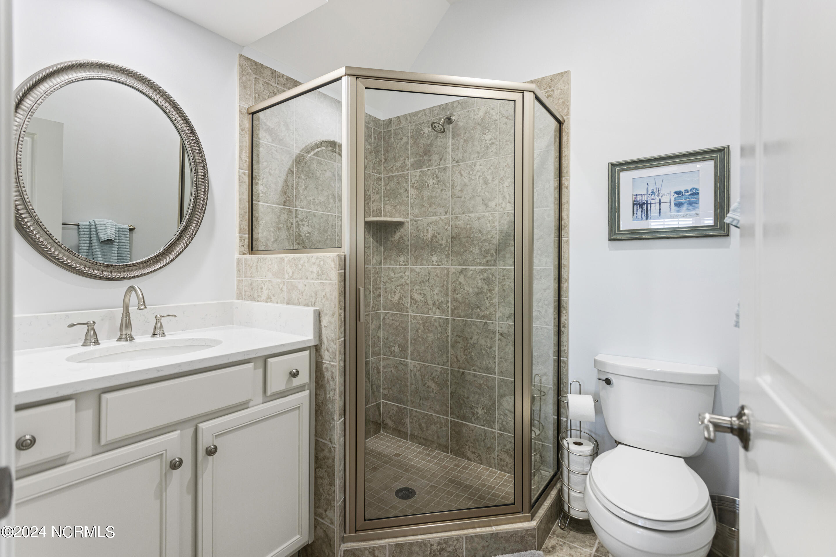4015 Alastaire Cove